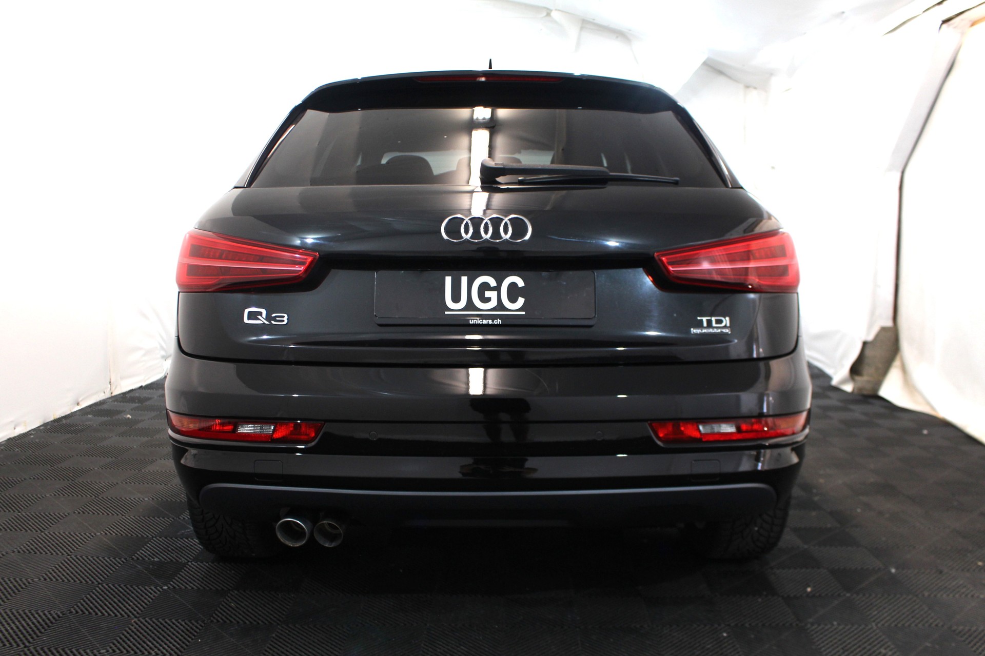 AUDI Q3 2.0 TDI 150 Sport qu. S-Tr.-image-4