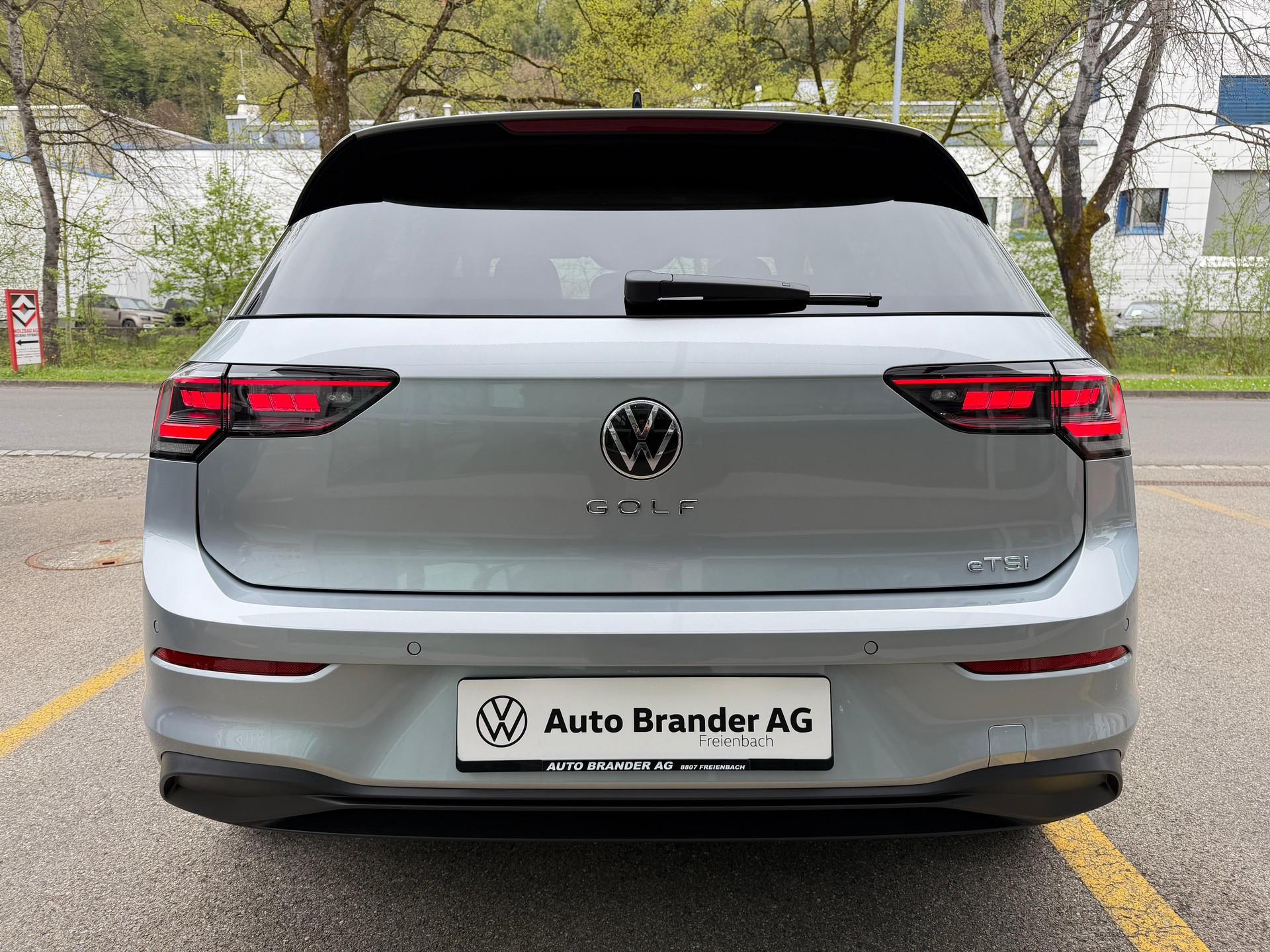 VW Golf 1.5 e TSI mHEV United DSG-image-4