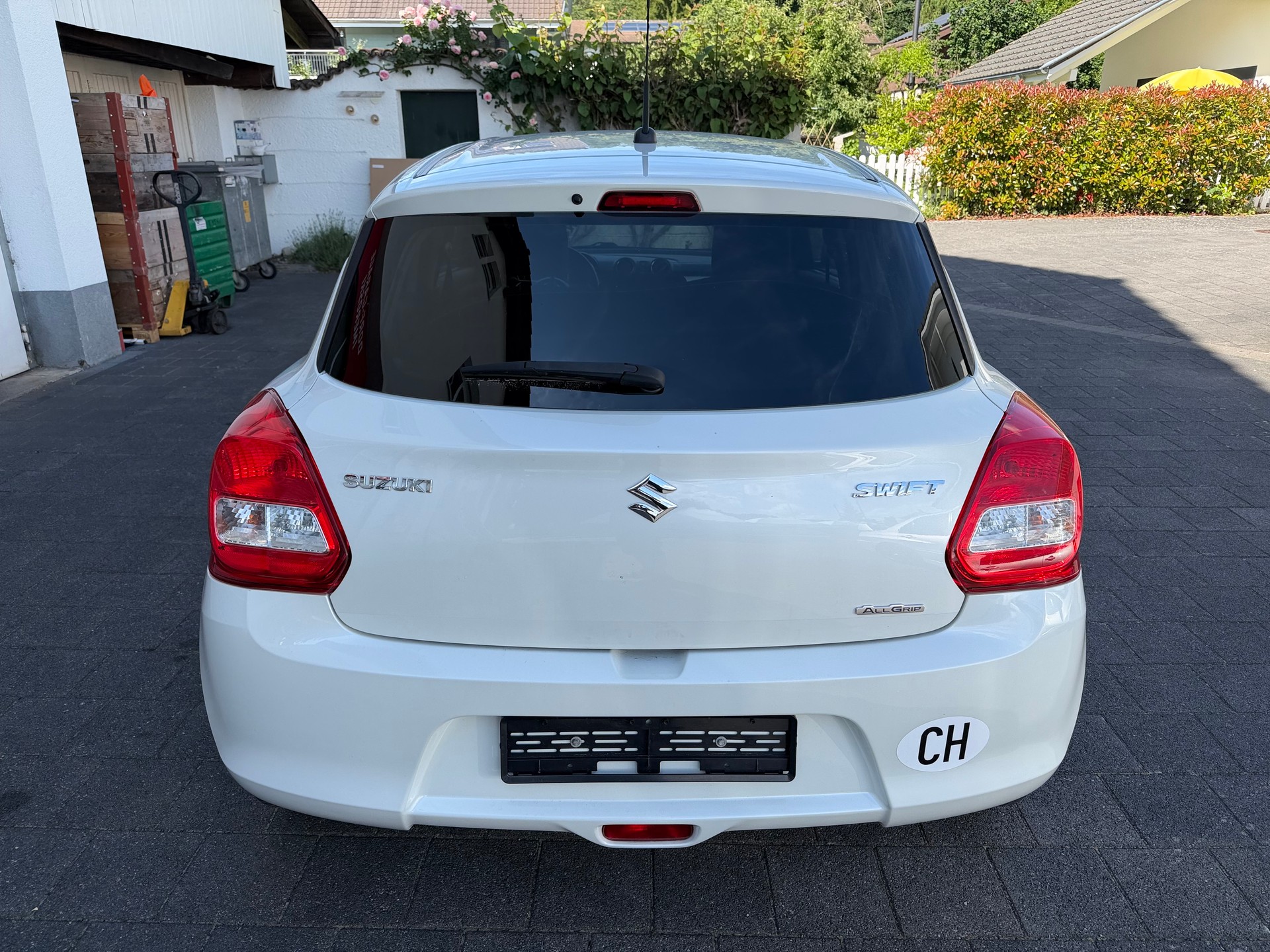 SUZUKI Swift 1.2i Tradizio Allgrip 4x4-image-5