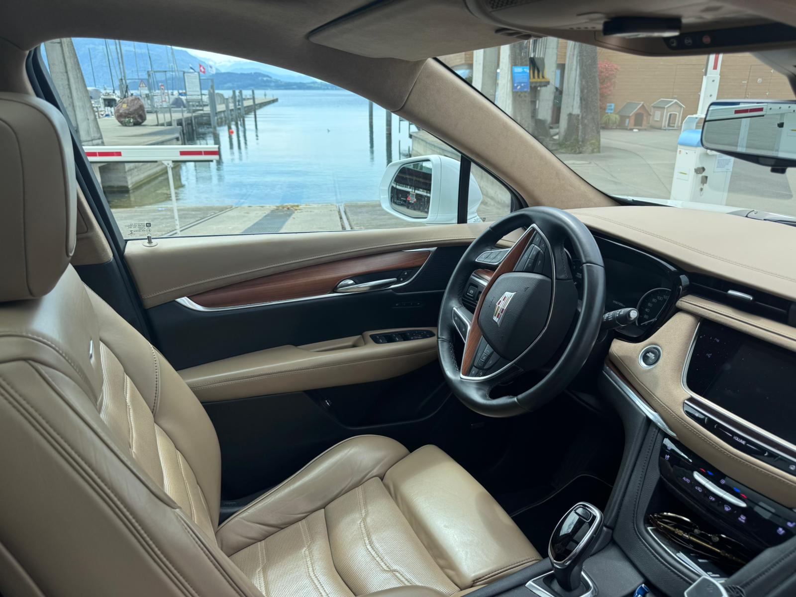 CADILLAC XT5 3.6 V6 Platinum AWD-image-6