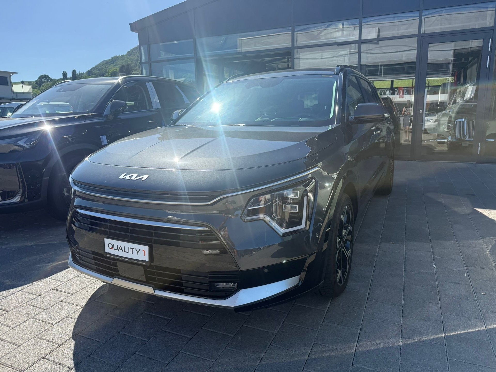 KIA Niro 1.6GDi Hybrid DCT Style-showroom-element-1