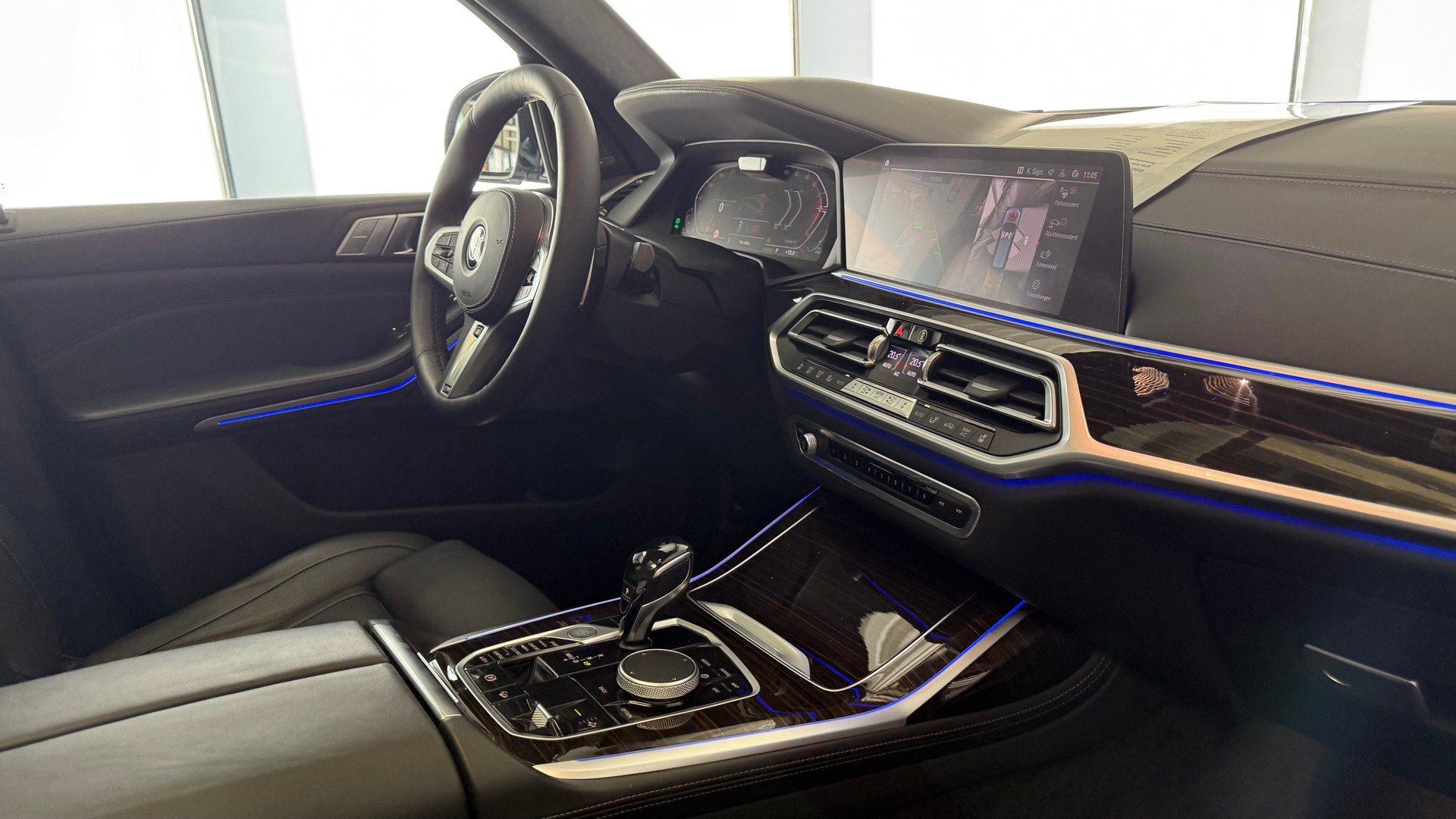 BMW X7 40d xDrive-image-21