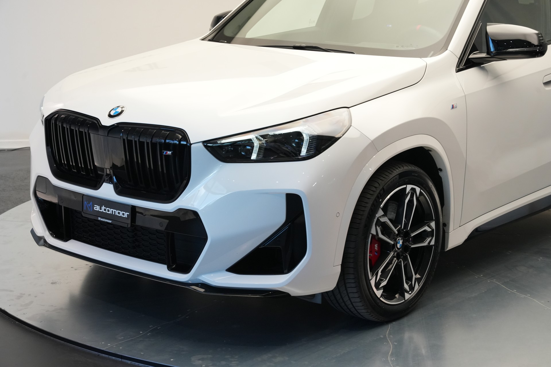 BMW X1 xDrive M35i *LED* *Komfortzugang*-image-42