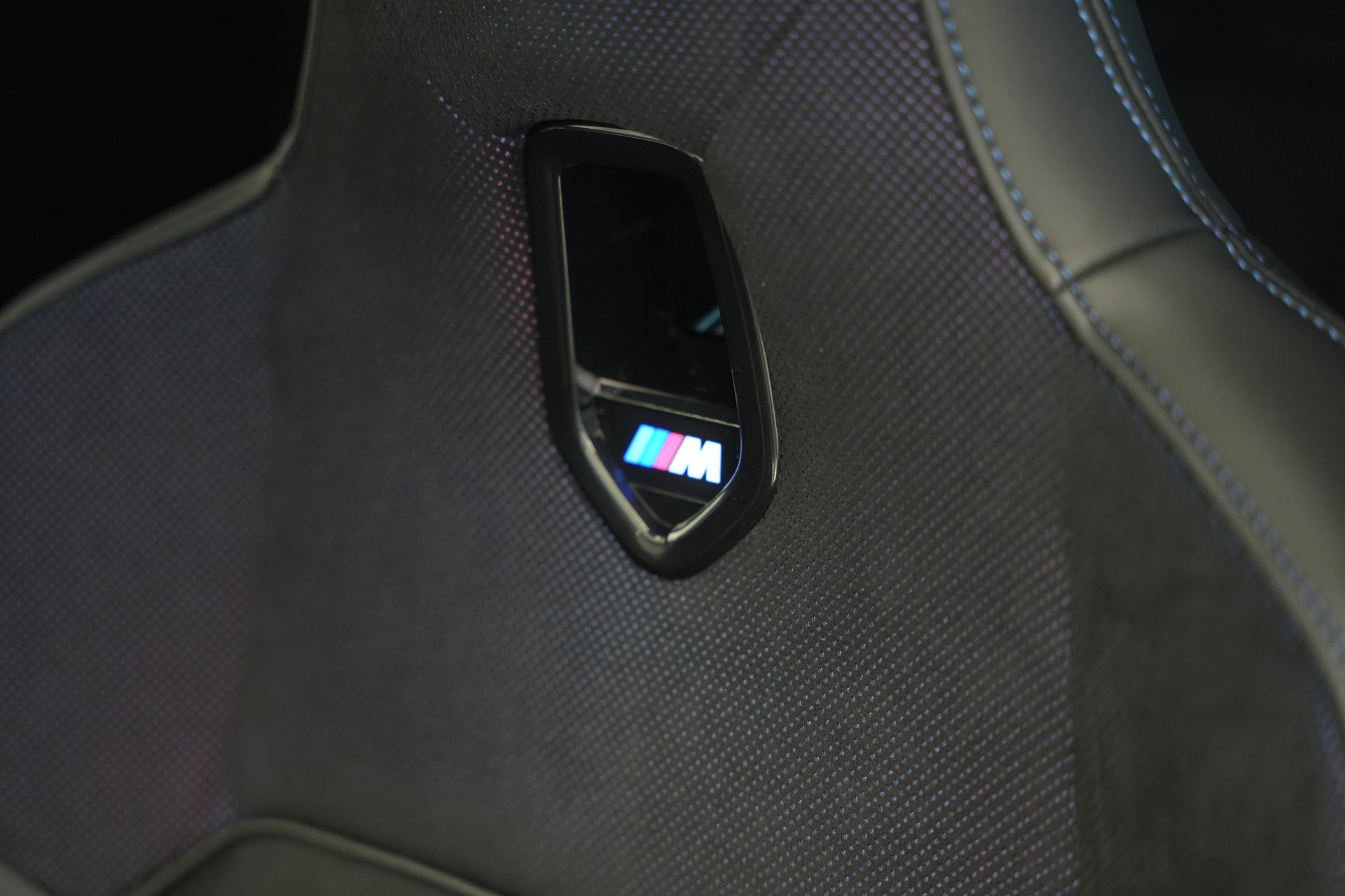 BMW X1 xDrive M35i *LED* *Komfortzugang*-image-21