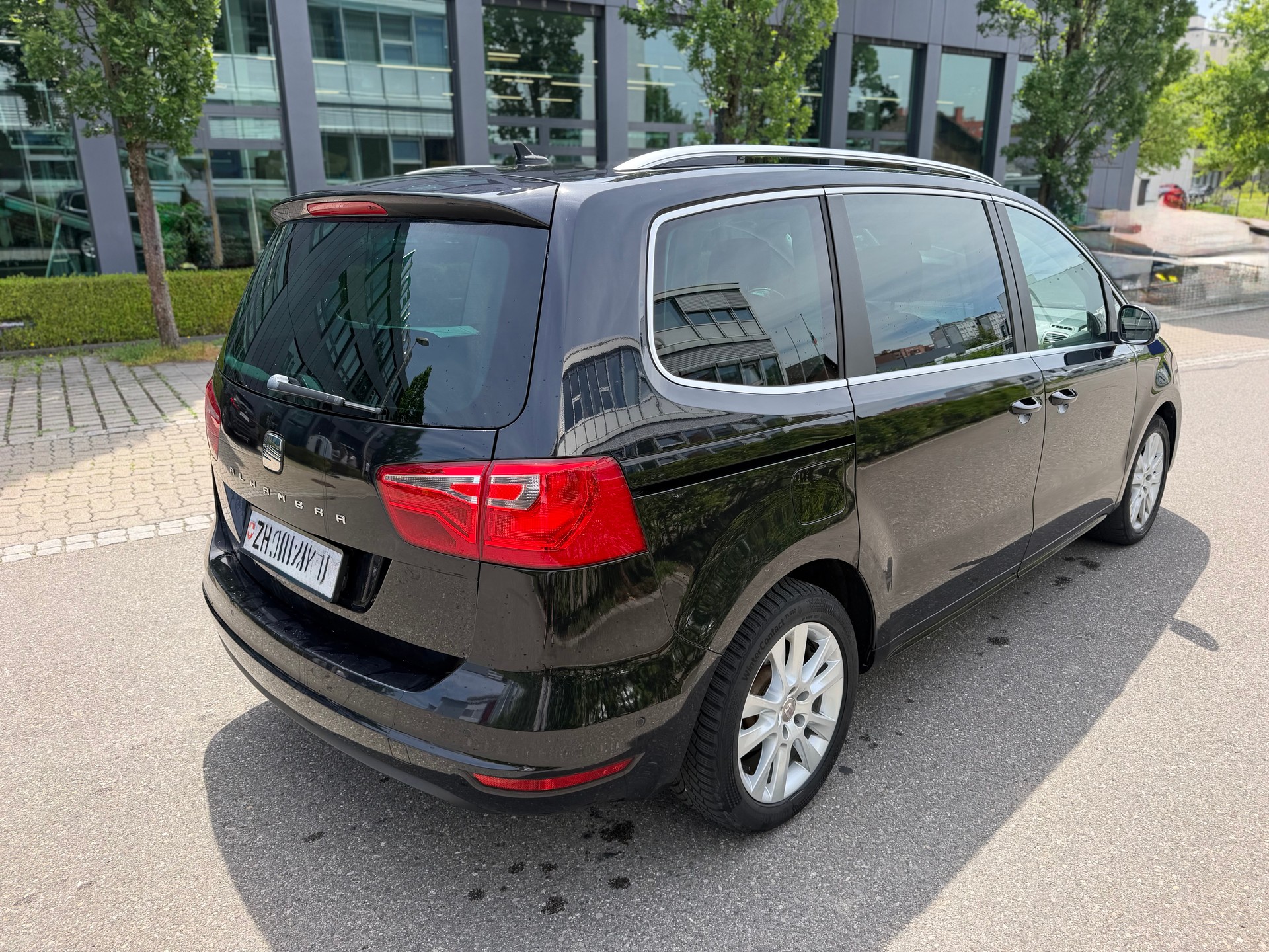 SEAT Alhambra 2.0 TDI E_Ecomotive Reference-image-4
