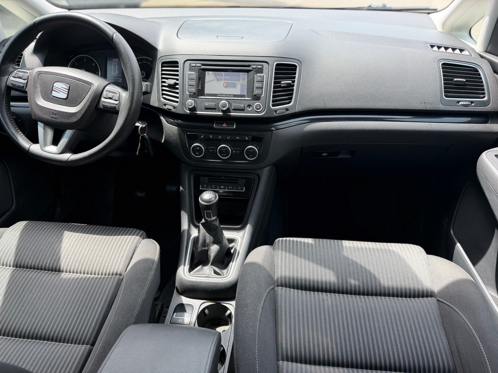 SEAT Alhambra 2.0 TDI E_Ecomotive Reference-image-10
