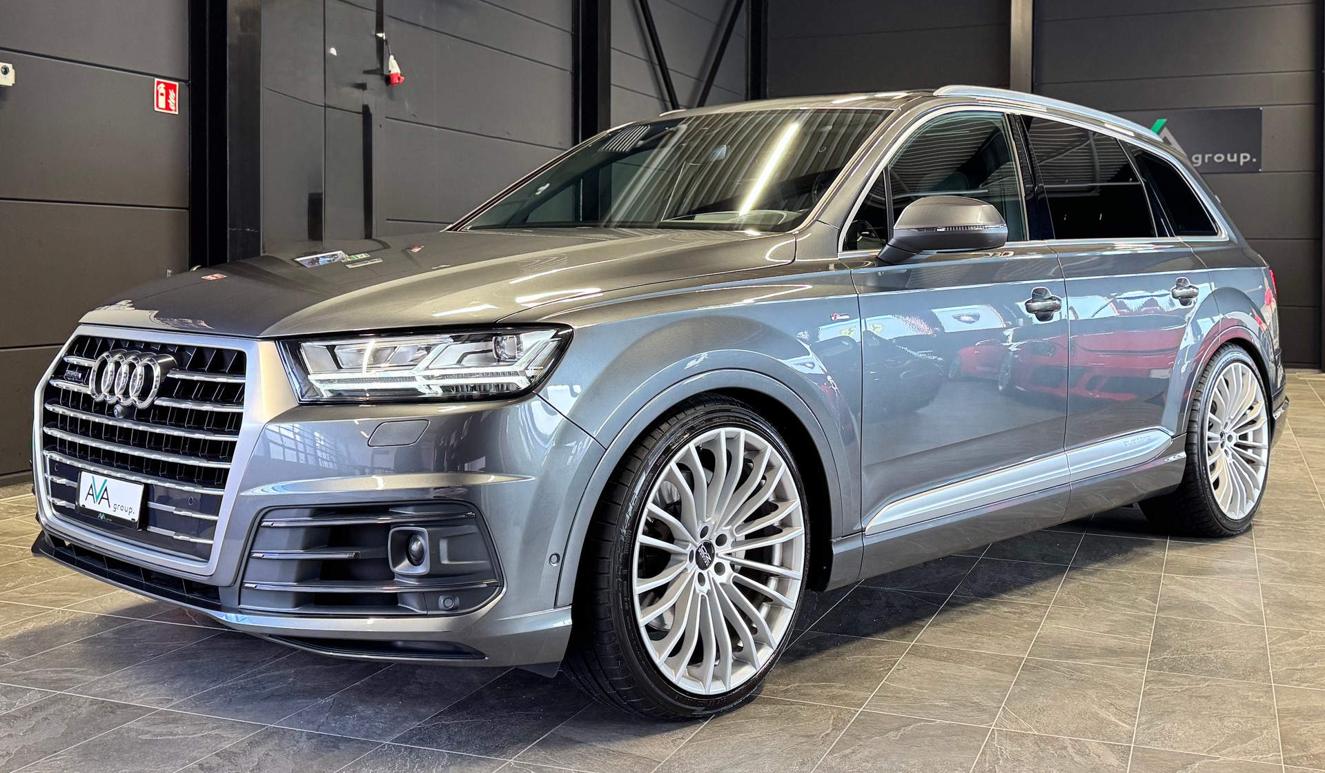 AUDI Q7 50 TDI quattro tiptronic *7Plätzer*-image-3