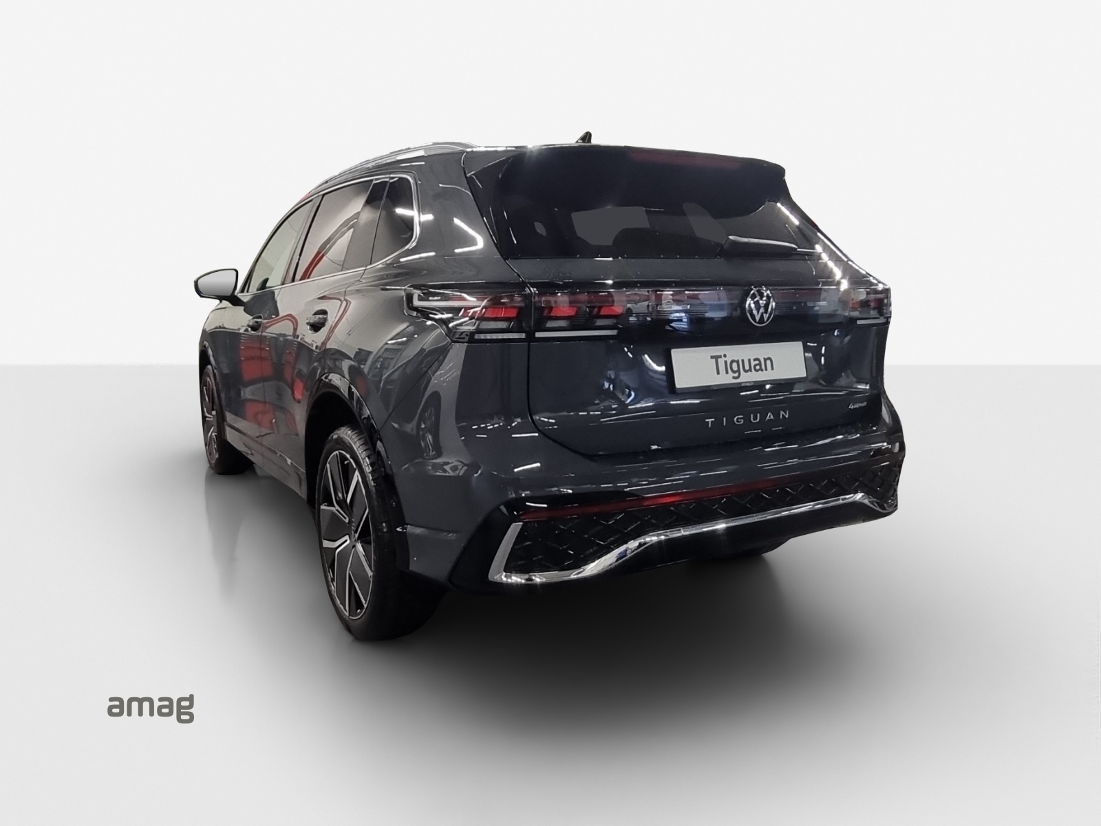 VW Tiguan 2.0 TDI SCR R-Line 4Motion DSG-image-2
