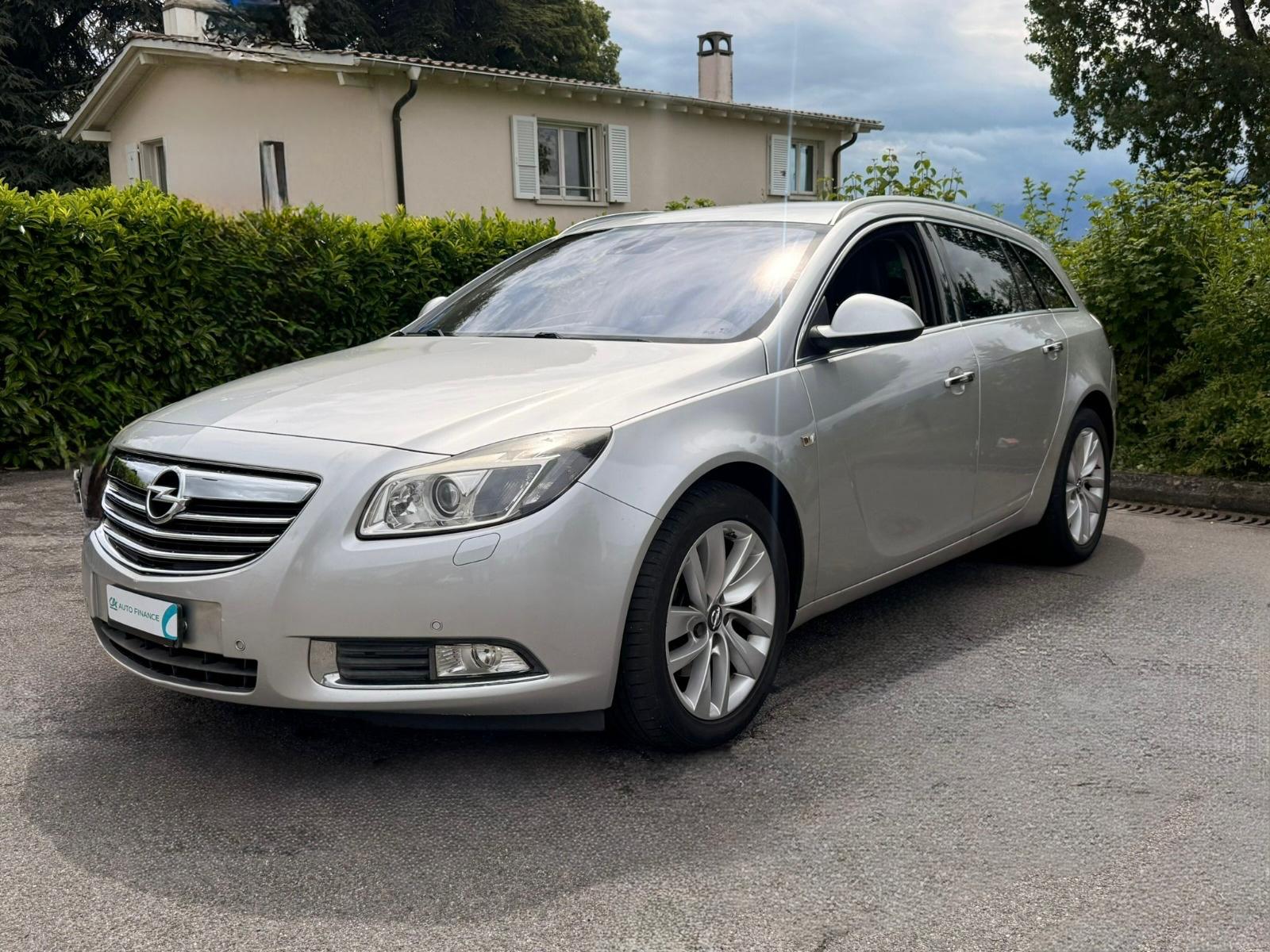 OPEL Insignia 2.0 CDTI Edition Automatic-image-1