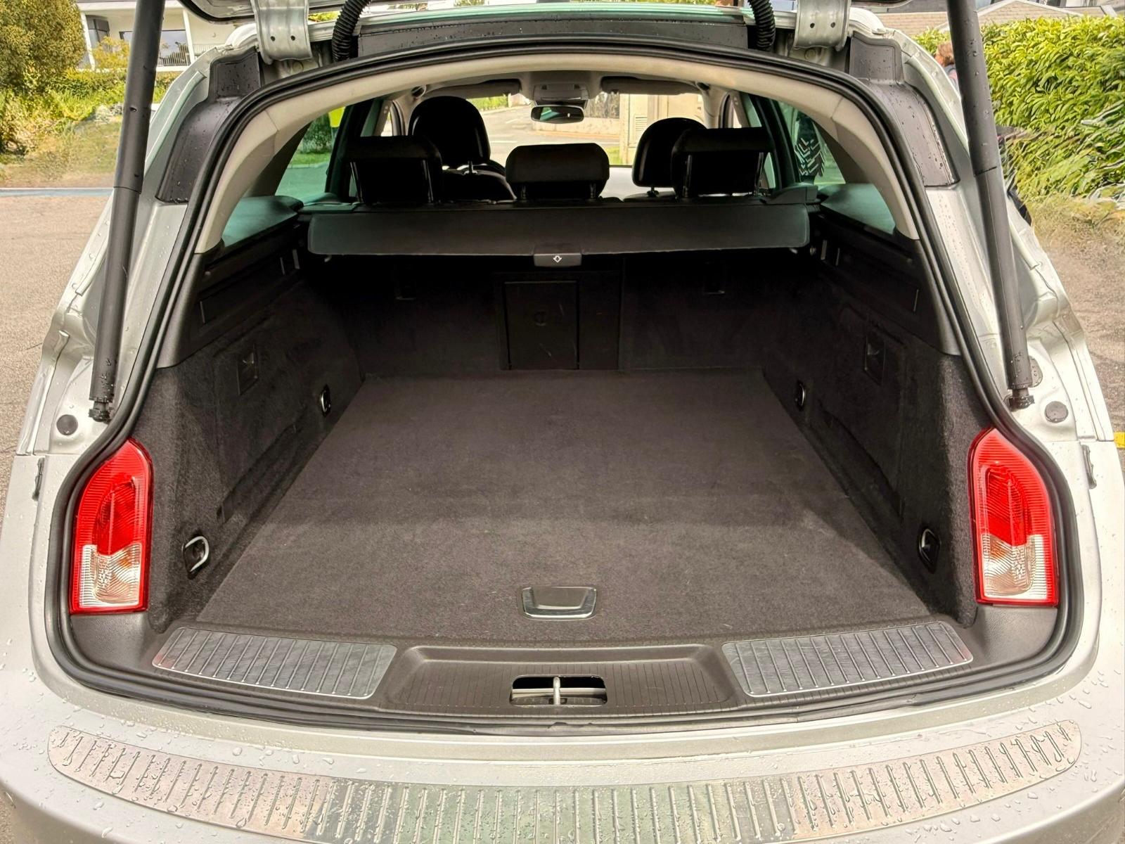 OPEL Insignia 2.0 CDTI Edition Automatic-image-23