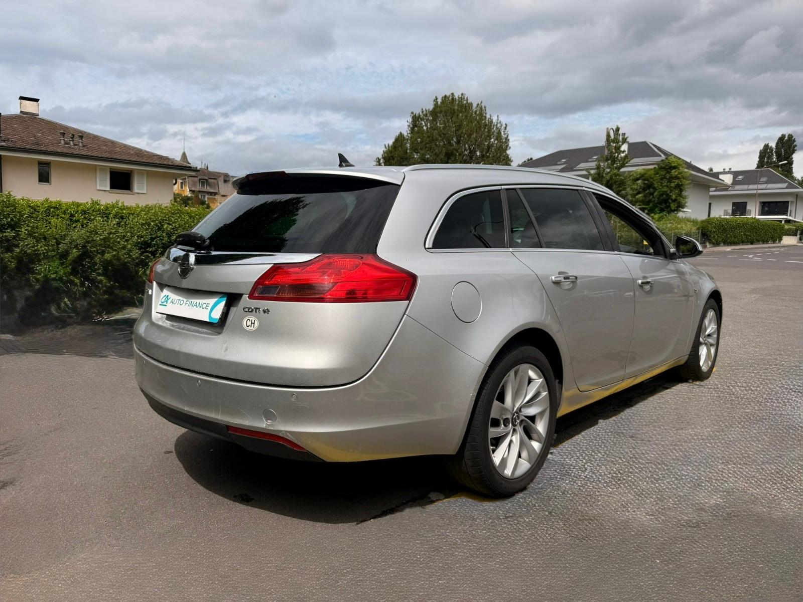 OPEL Insignia 2.0 CDTI Edition Automatic-image-5