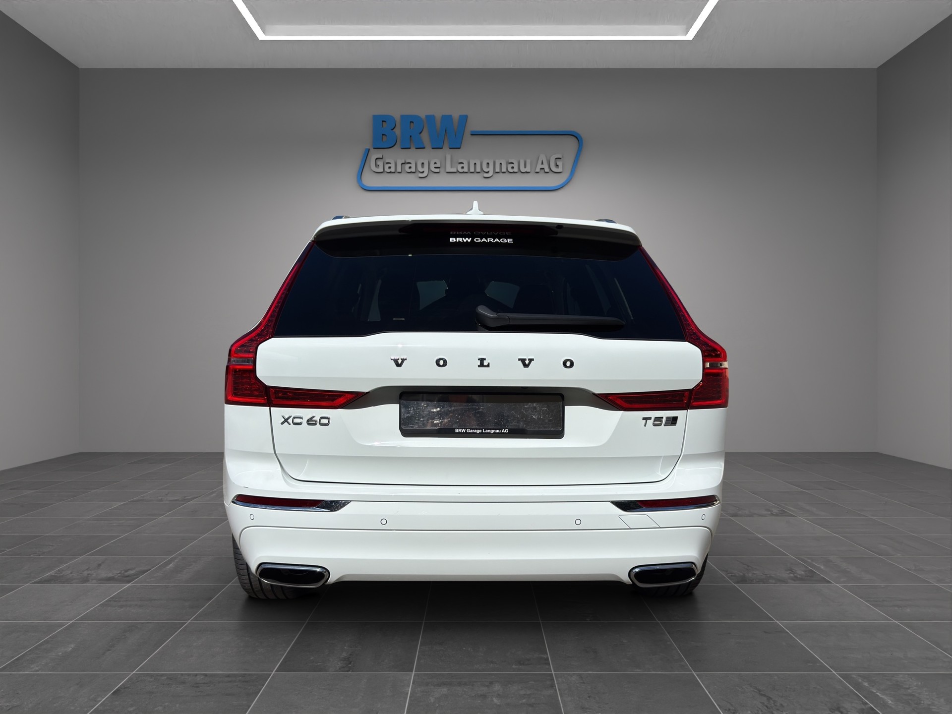 VOLVO XC60 T5 AWD Inscription Geartronic-showroom-element-3