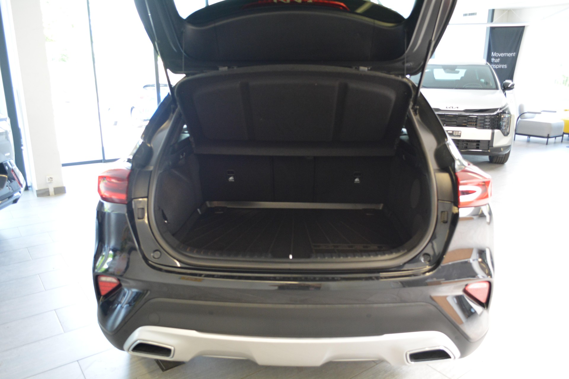 KIA XCeed 1.5 T-GDi Power Edition-image-9