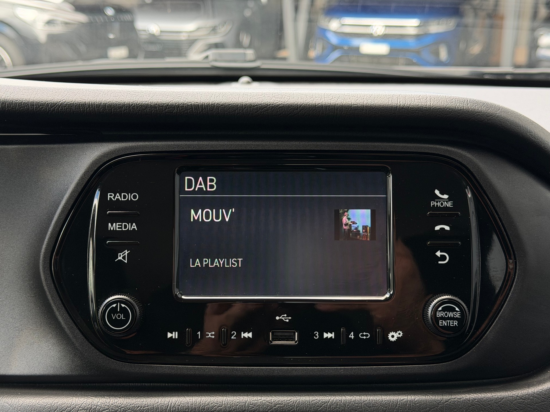 FIAT Tipo Hybrid 1.5 Cult-image-18