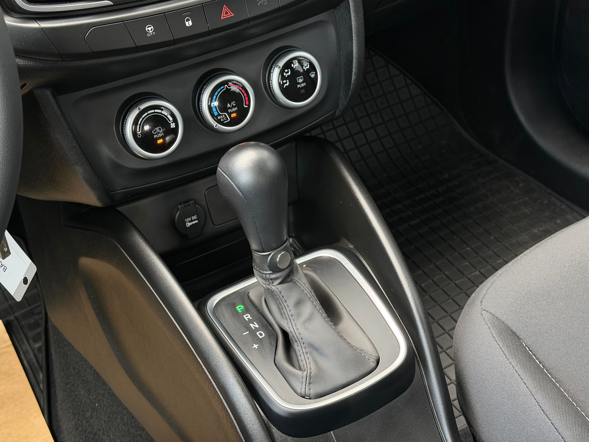 FIAT Tipo Hybrid 1.5 Cult-image-13
