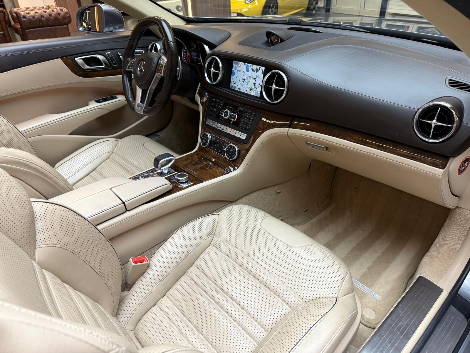 MERCEDES-BENZ SL 63 V8 AMG Cabriolet-image-15