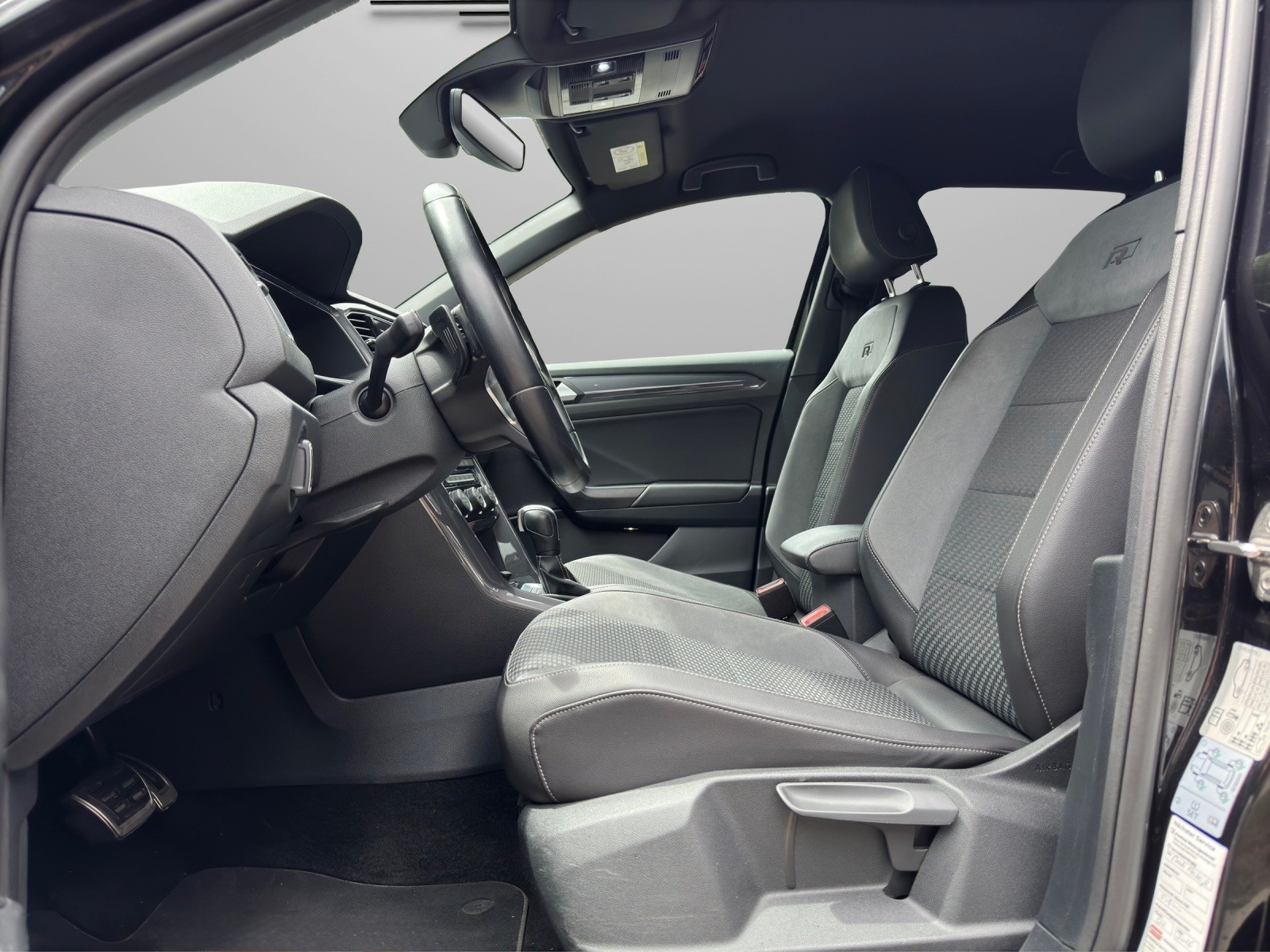 VW T-Roc 1.5 TSI EVO Sport DSG-image-7