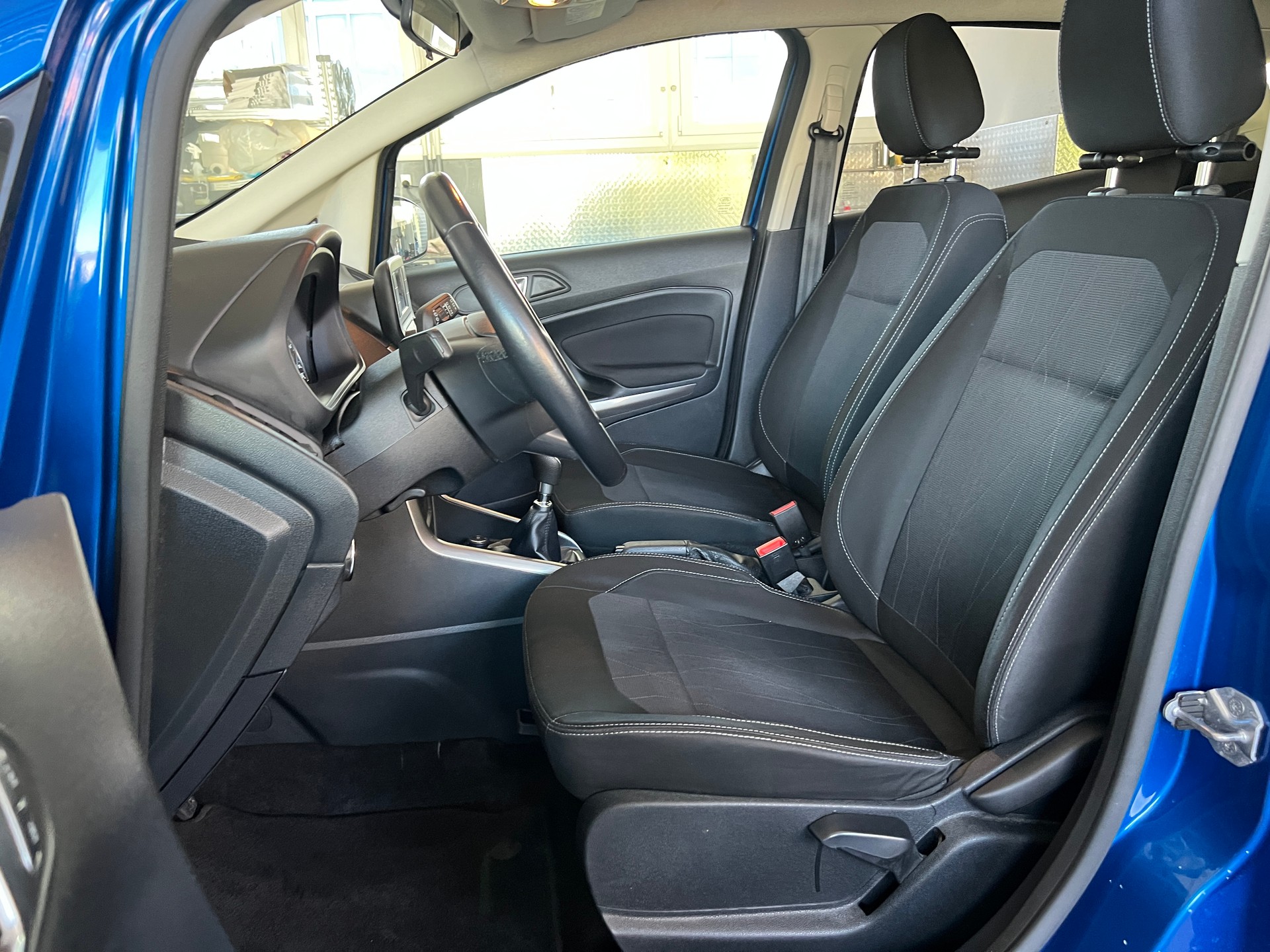 FORD EcoSport 1.0 SCTi Trend-image-6