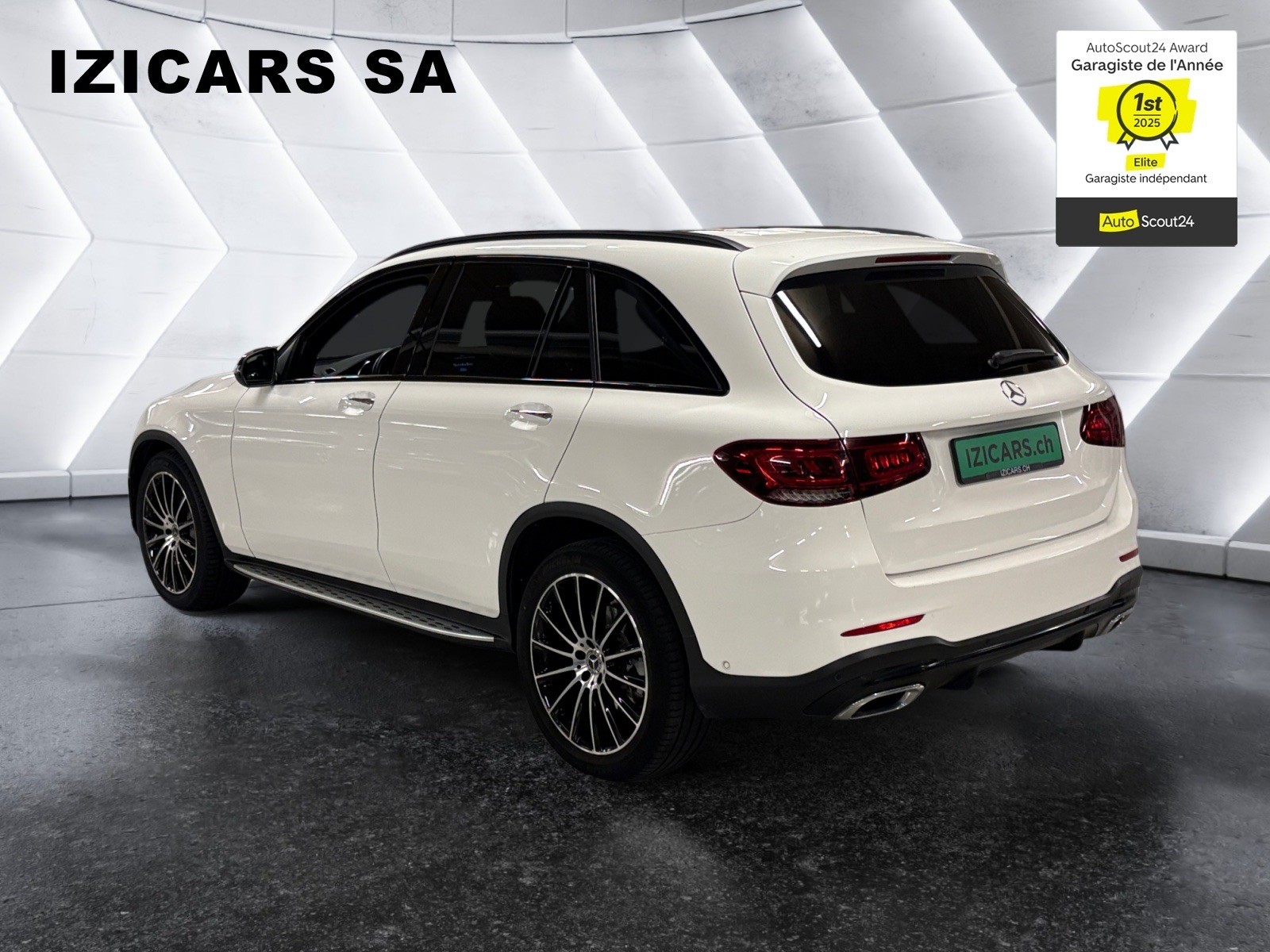MERCEDES-BENZ GLC 200 AMG Line 4Matic 9G-Tronic-image-5