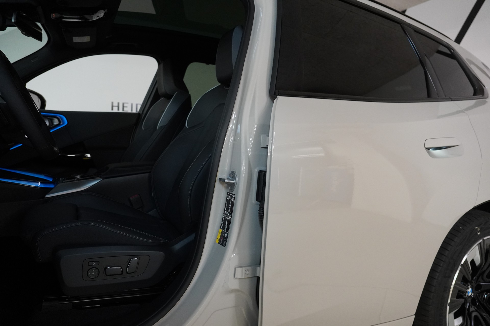 BMW X3 xDrive 30e M Sport Pro-image-10