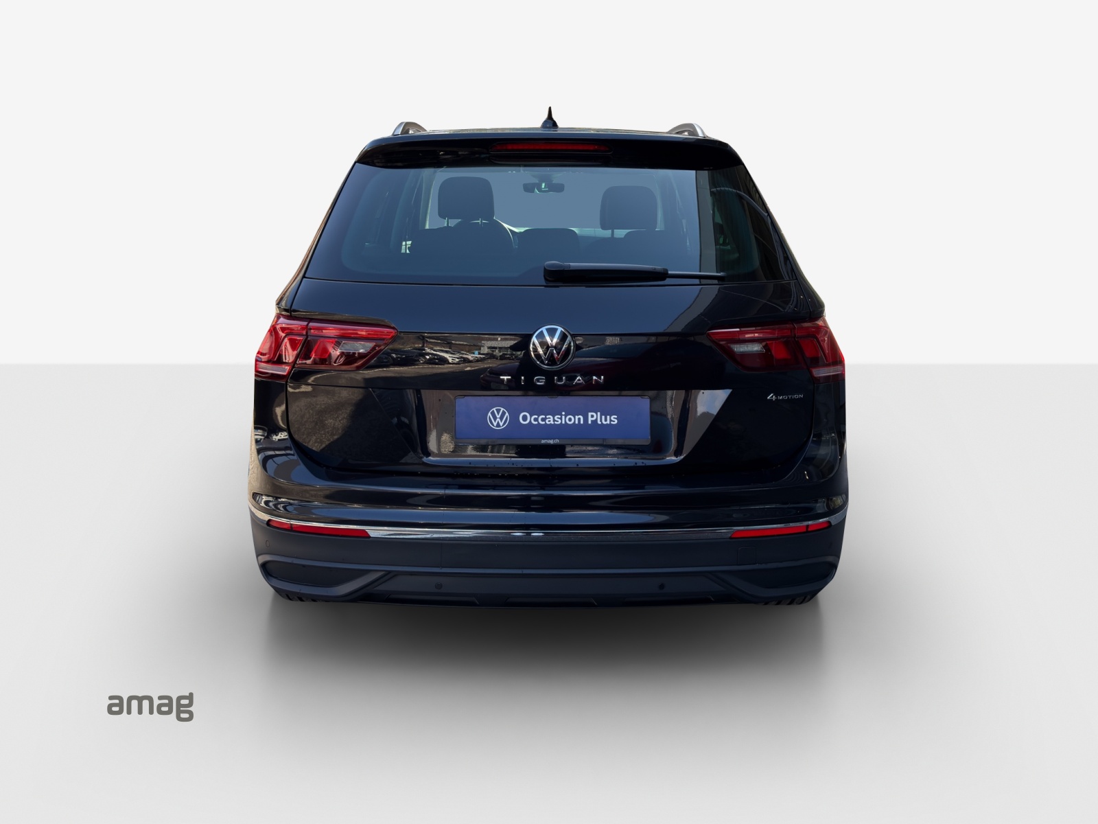 VW Tiguan 2.0 TDI SCR Elegance 4Motion DSG-image-3