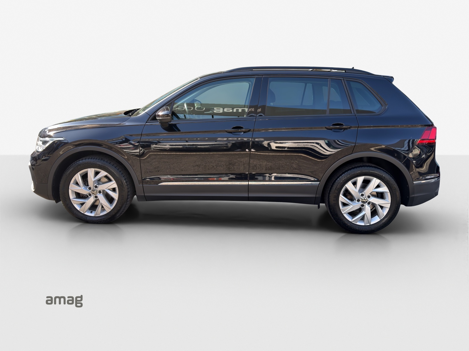 VW Tiguan 2.0 TDI SCR Elegance 4Motion DSG-image-1