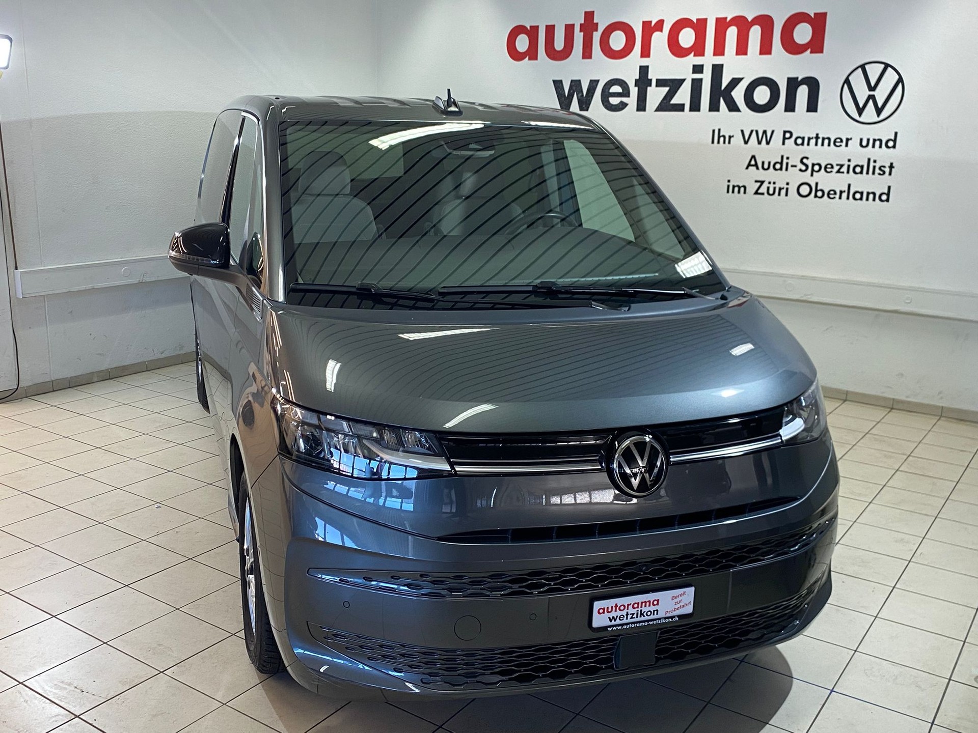 VW Multivan 2.0 TDI Life DSG Lang-image-1