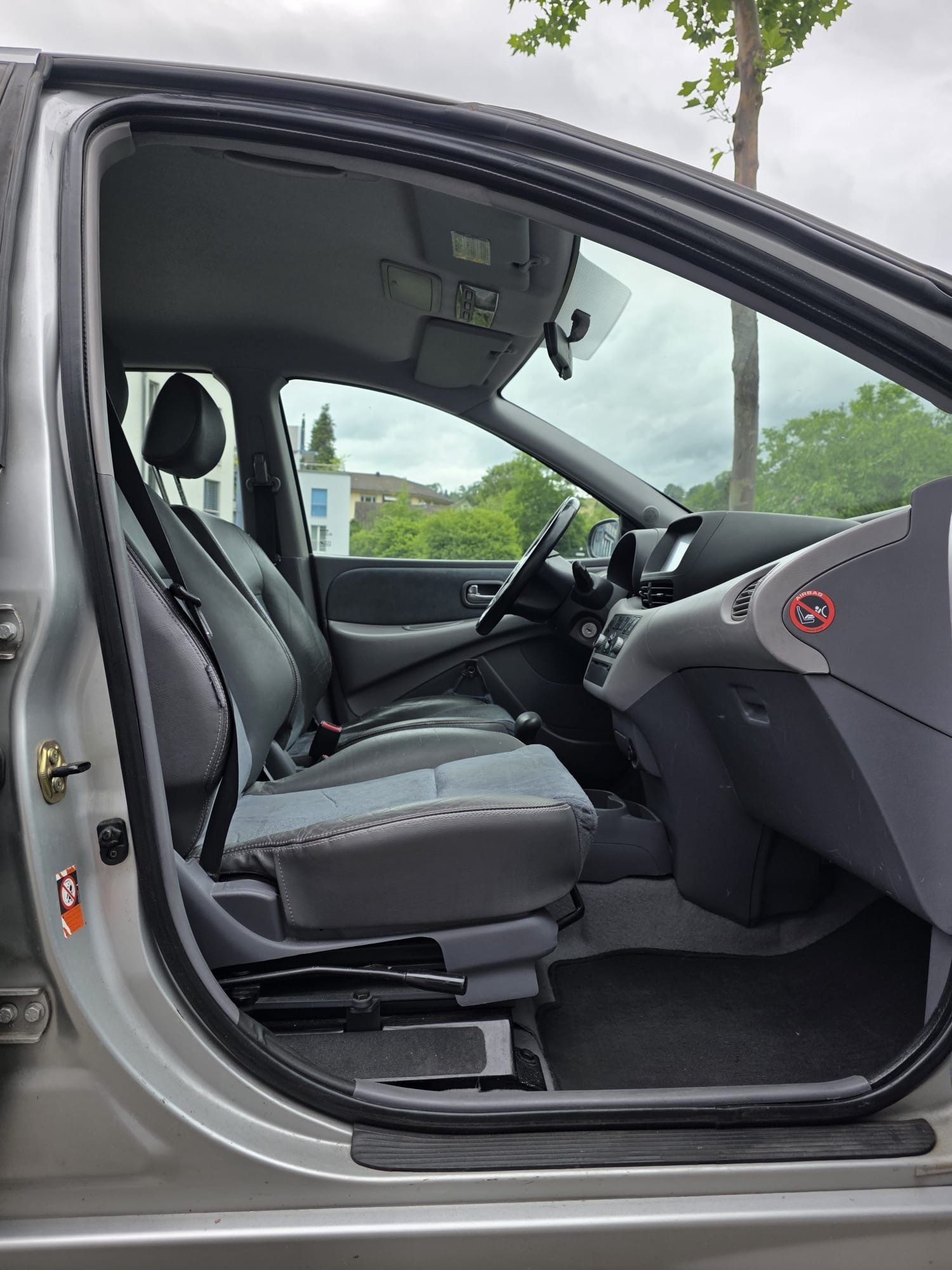 NISSAN Almera Tino 1.8 16V tekna-image-7