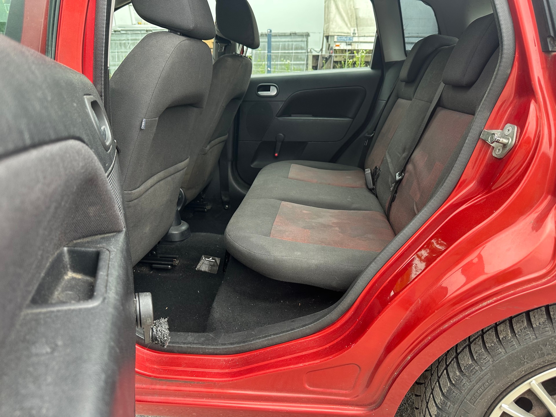 FORD Fiesta 1.4 16V Trend-image-10