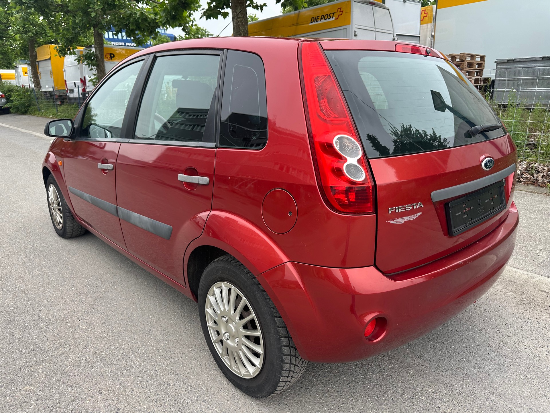 FORD Fiesta 1.4 16V Trend-image-7