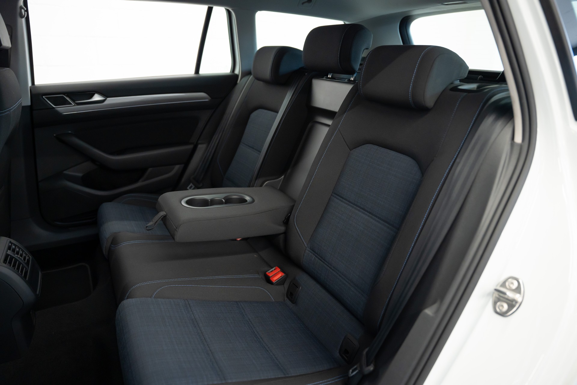 VW Passat Variant 1.4 TSI GTE Hybrid DSG-image-12
