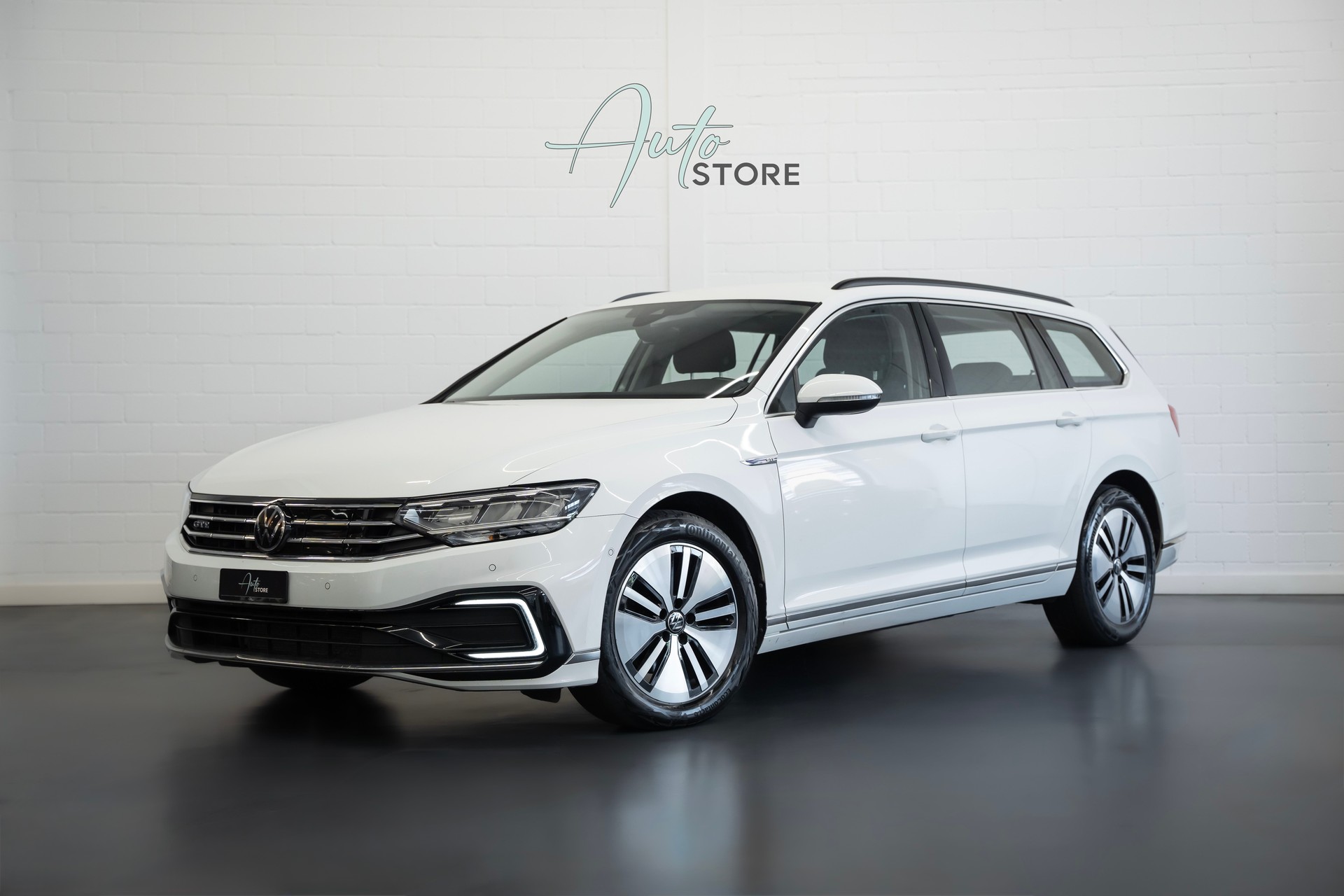 VW Passat Variant 1.4 TSI GTE Hybrid DSG-image-0