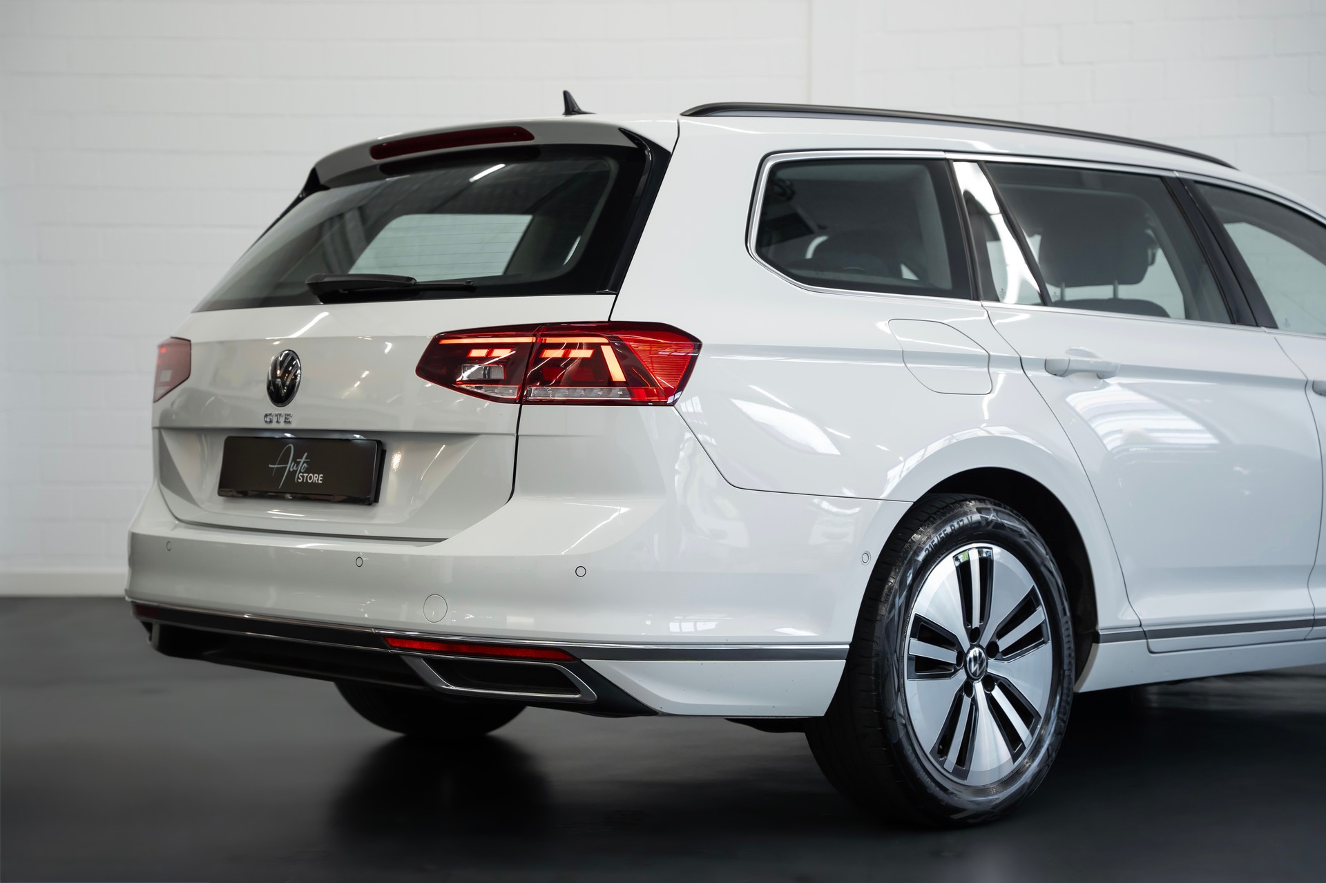 VW Passat Variant 1.4 TSI GTE Hybrid DSG-image-6