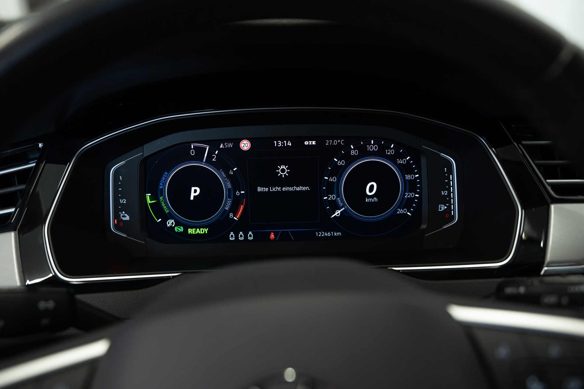 VW Passat Variant 1.4 TSI GTE Hybrid DSG-image-19