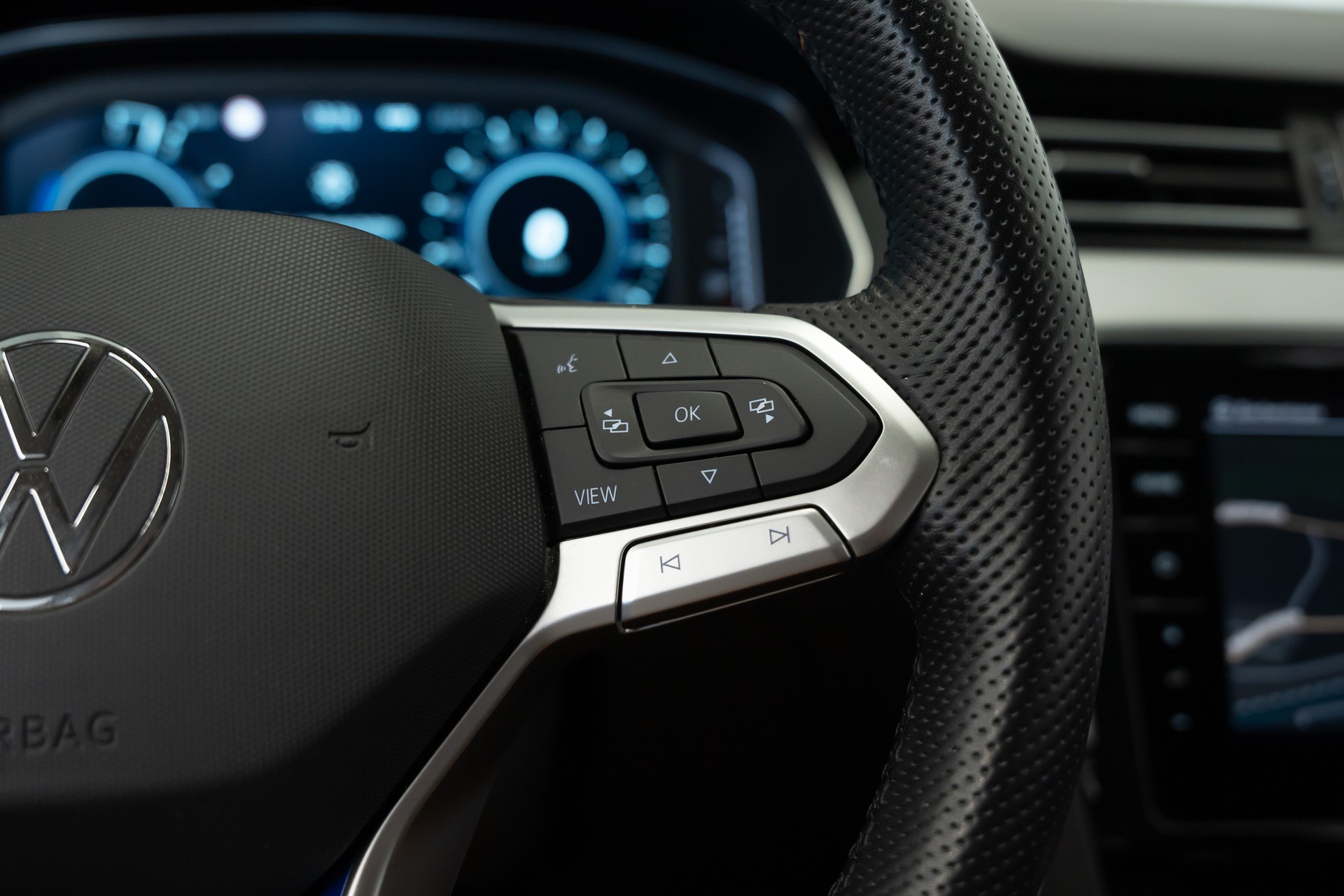 VW Passat Variant 1.4 TSI GTE Hybrid DSG-image-17