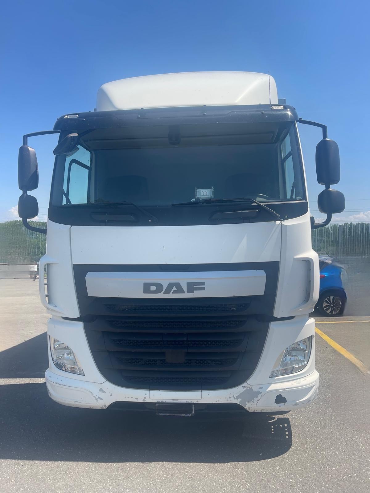 DAF Cf 410 4x2-image-1