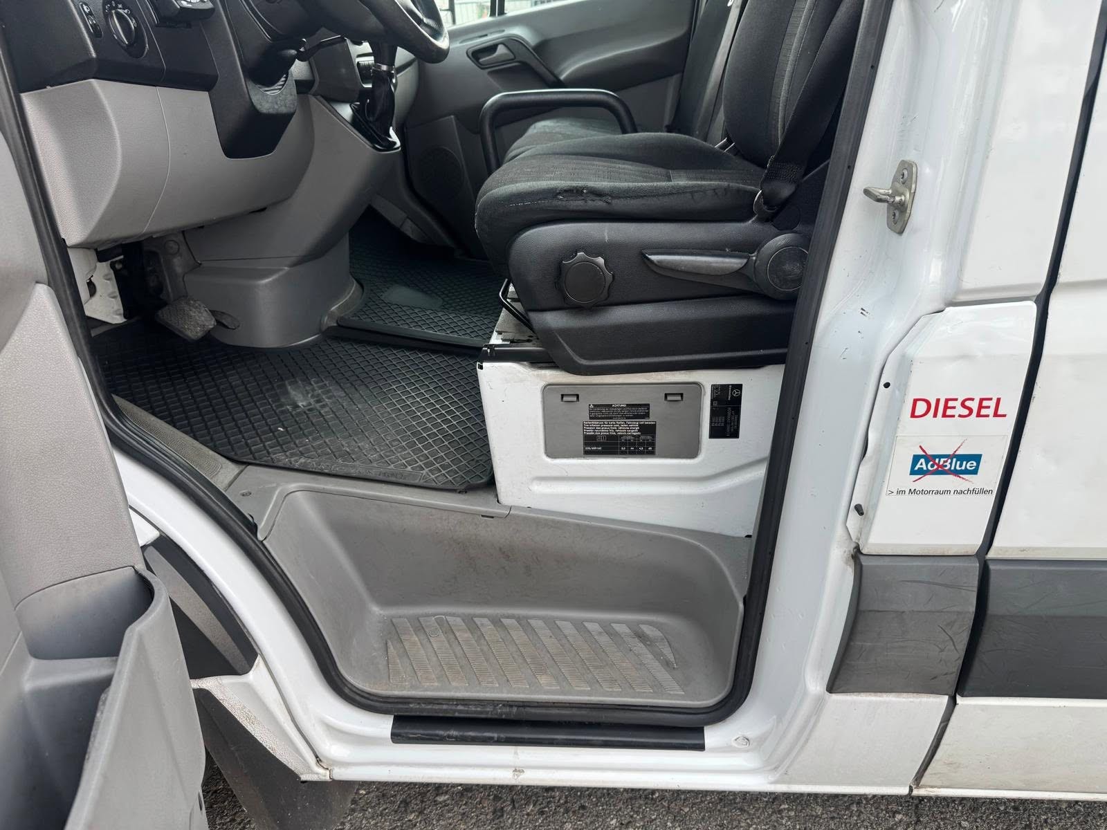MERCEDES-BENZ Sprinter 313 CDI Kompakt 7G-Tronic-image-15