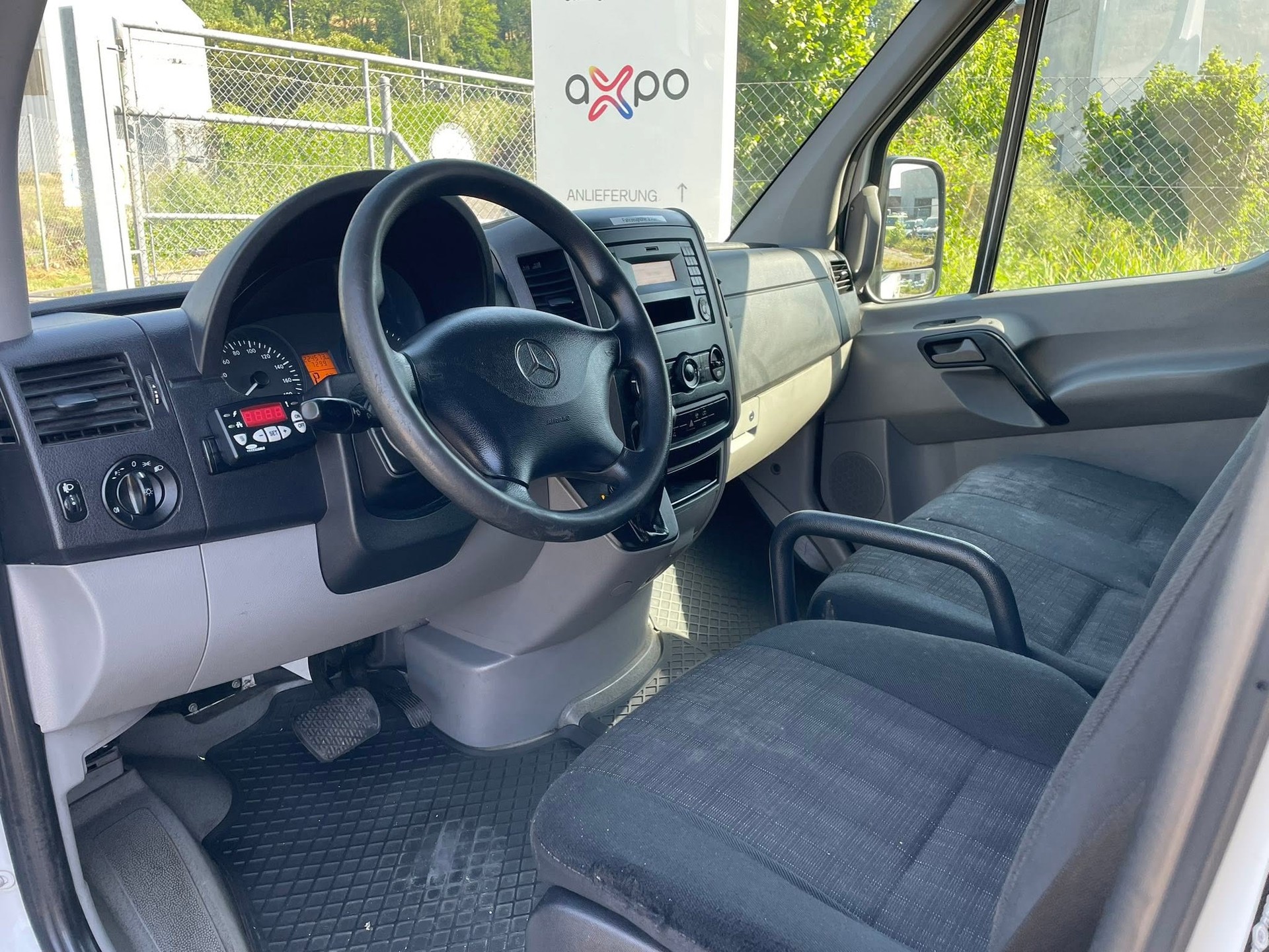 MERCEDES-BENZ Sprinter 313 CDI Kompakt 7G-Tronic-image-14