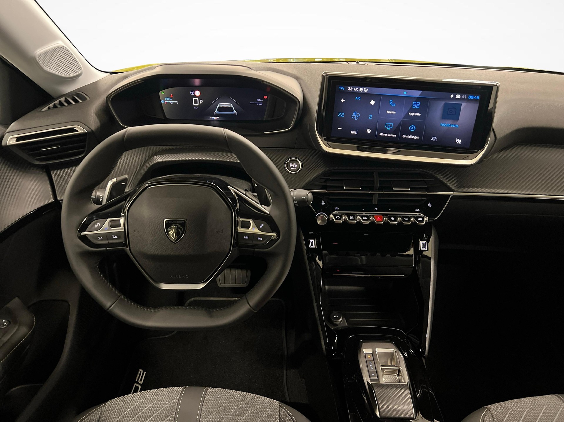 PEUGEOT 208 1.2 Hybrid Allure Premium-image-10