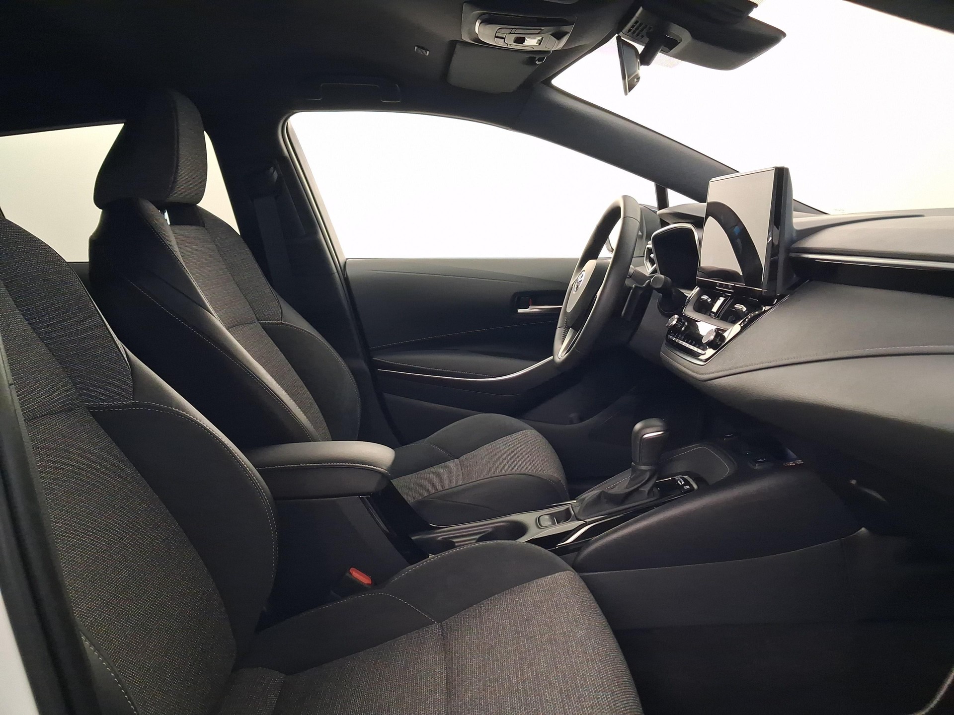 TOYOTA Corolla Touring Sports 2.0 HSD Trend-image-8