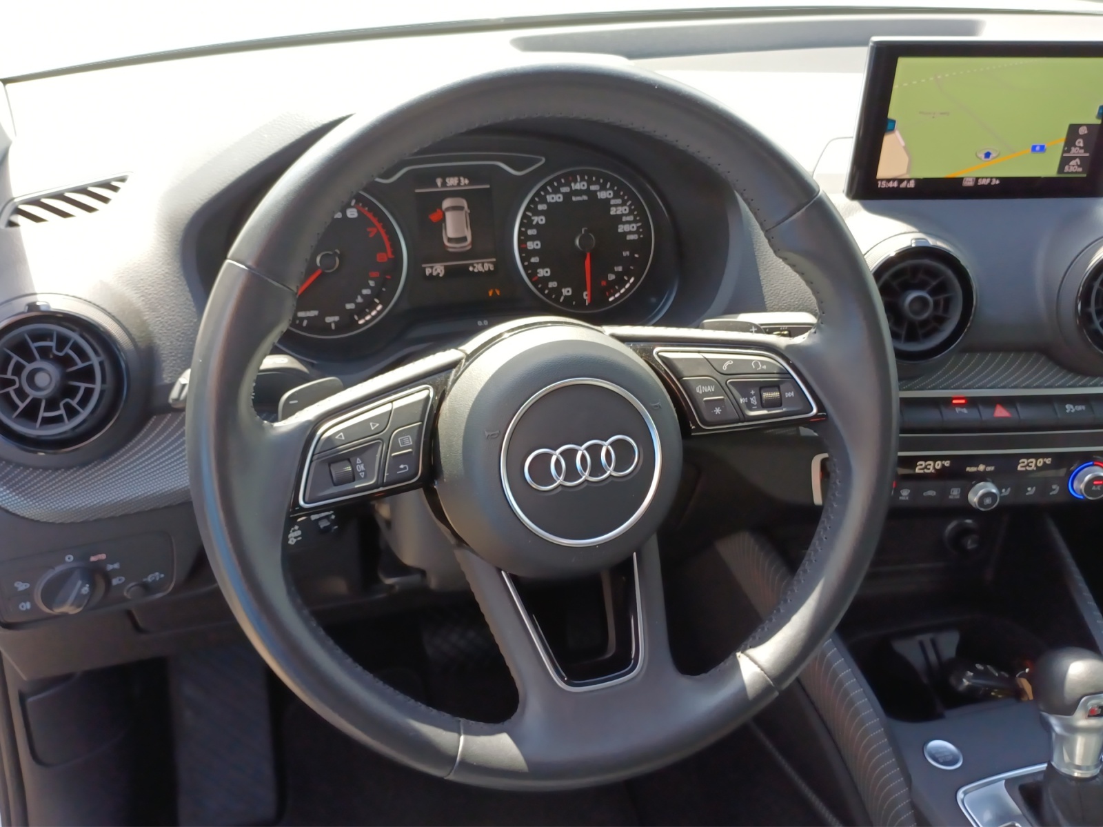 AUDI Q2 1.4 TFSI design S-tronic-image-9