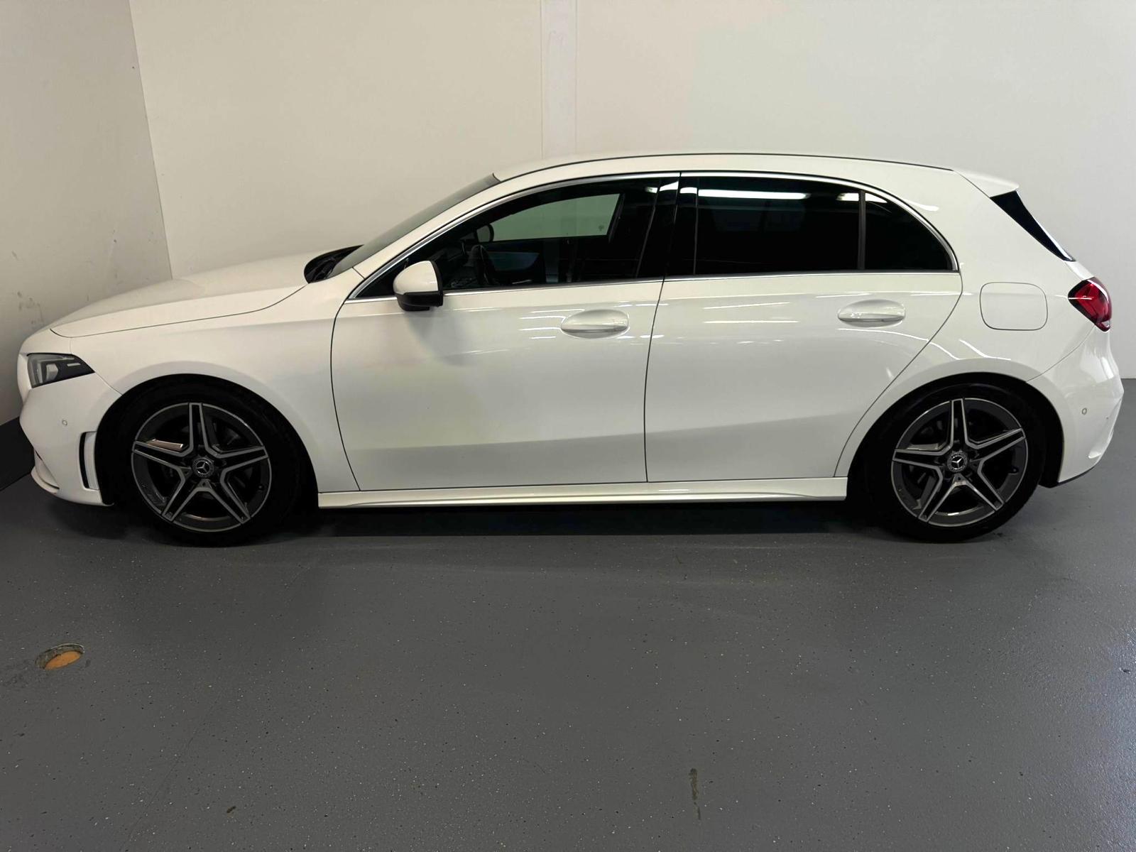 MERCEDES-BENZ A 200 AMG Line 7G-DCT-image-6