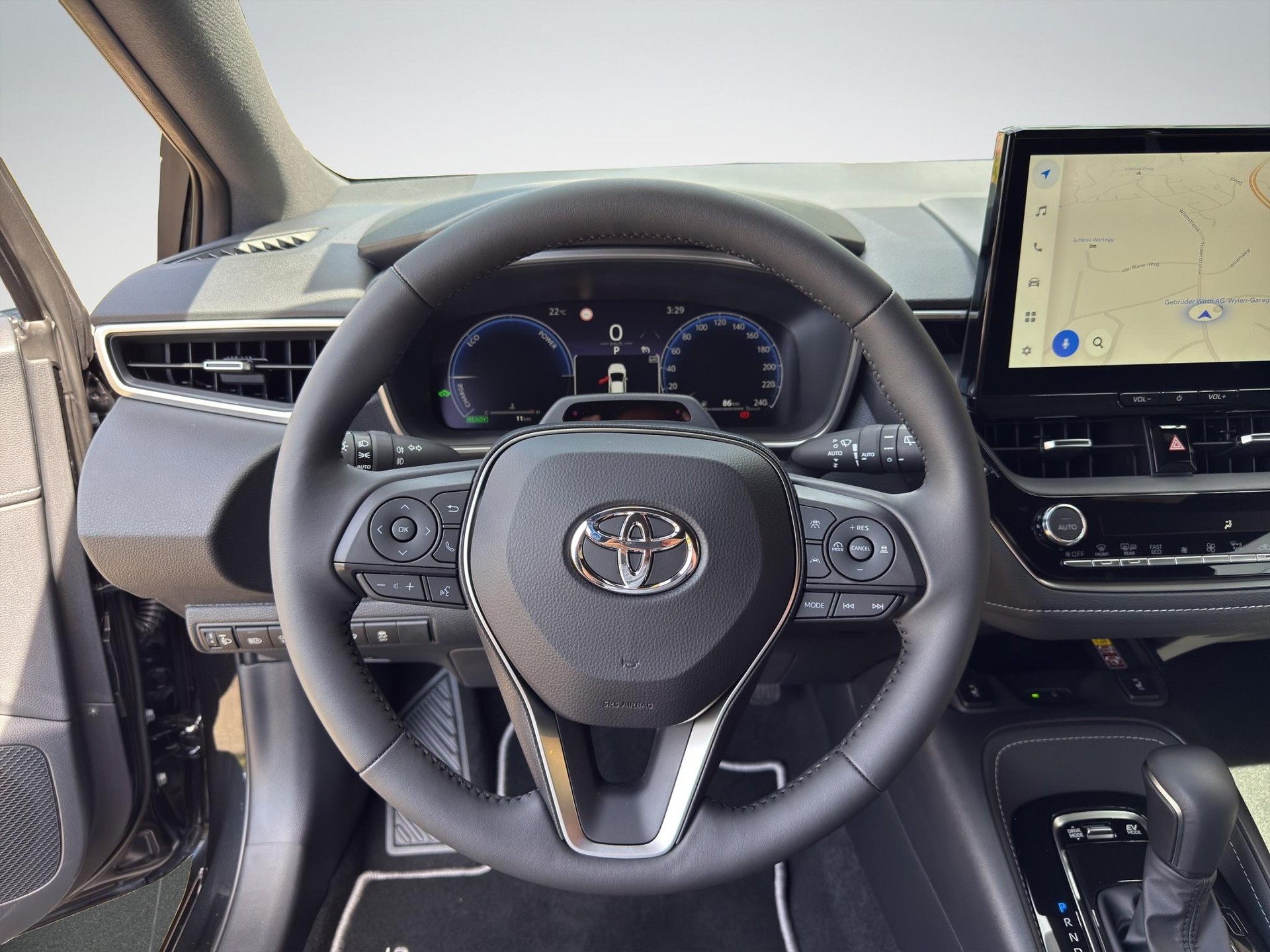TOYOTA Corolla 1.8 HSD Swiss Edition-image-9