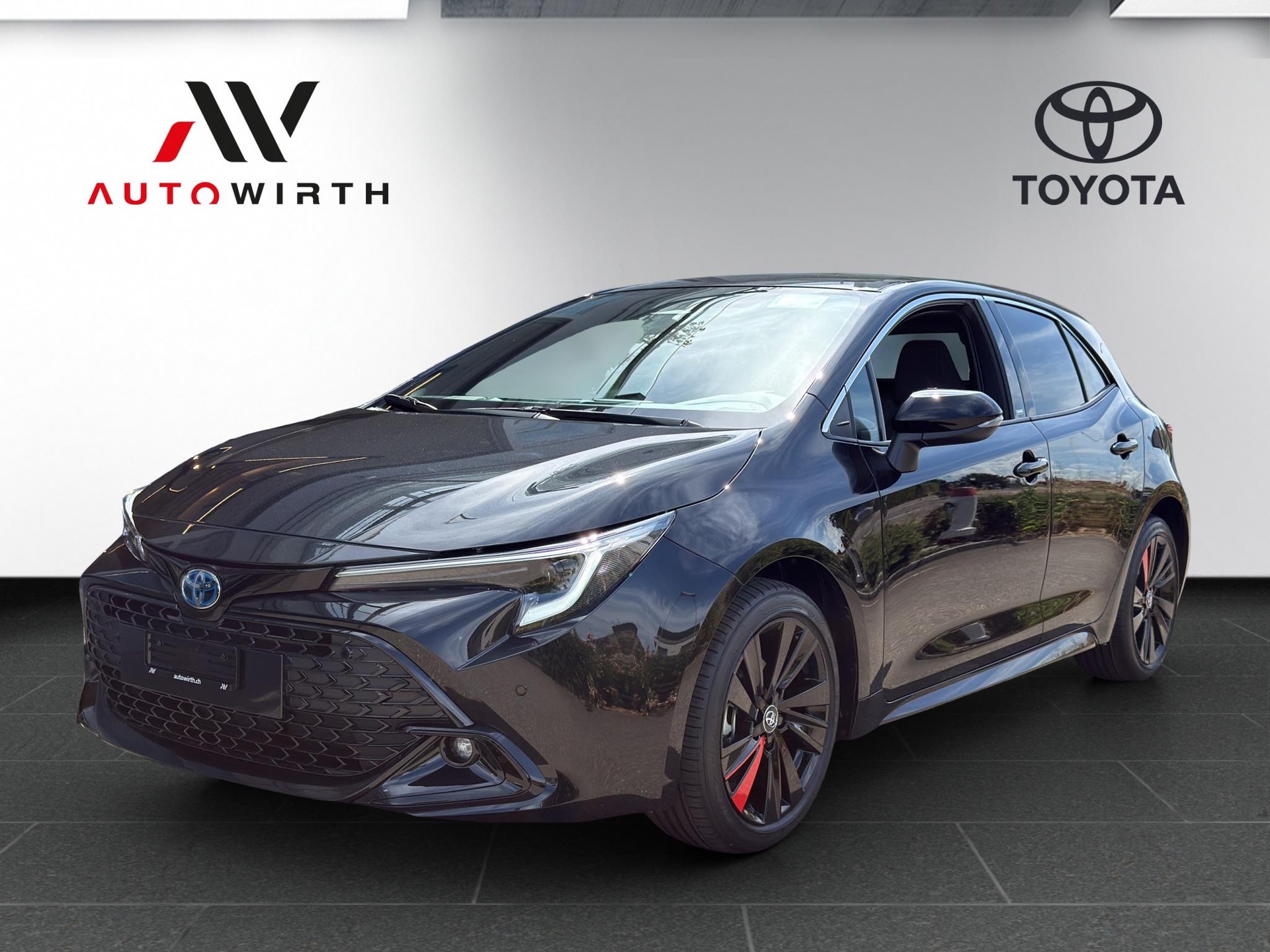 TOYOTA Corolla 1.8 HSD Swiss Edition-image-0