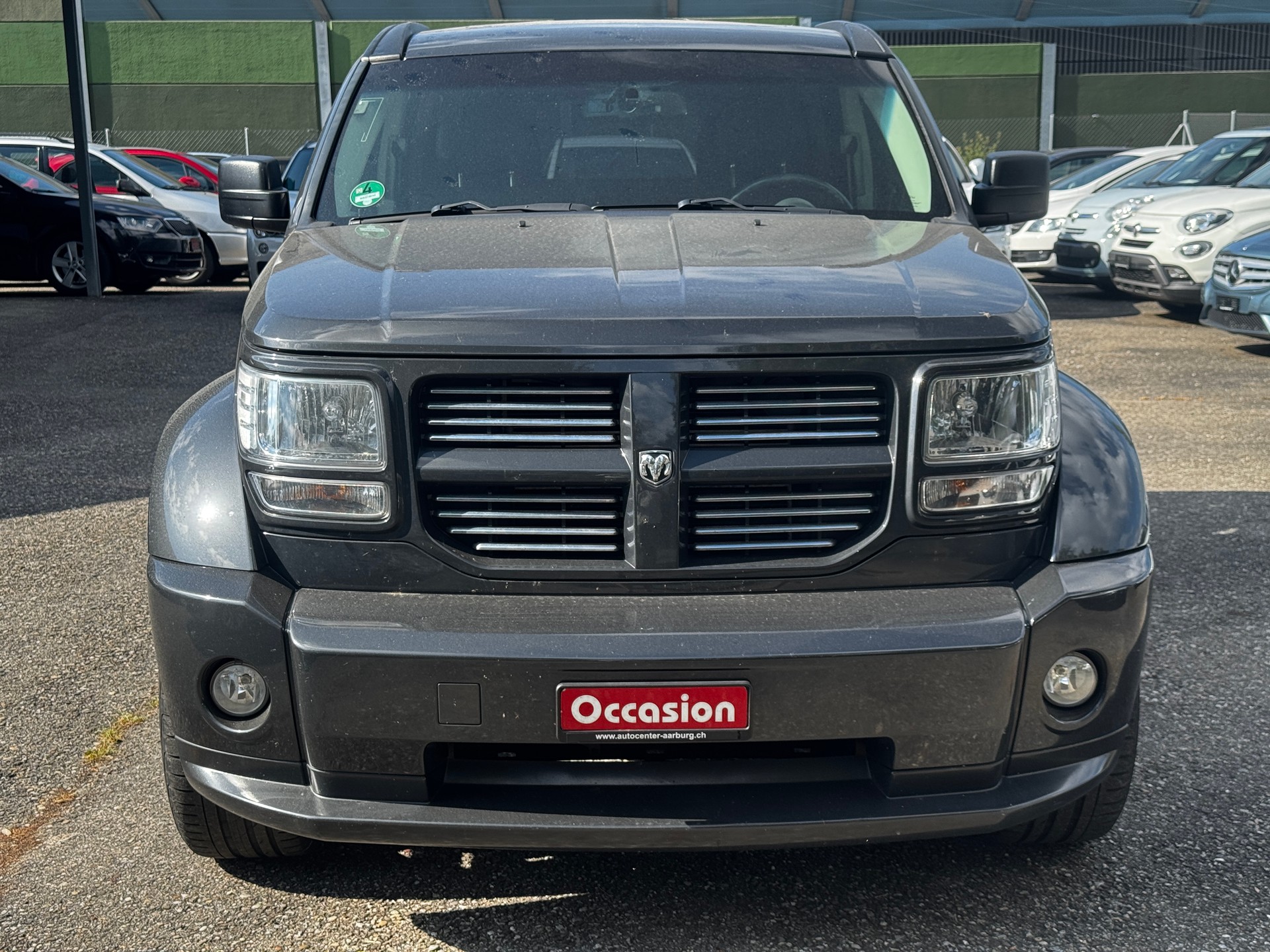 DODGE NITRO-image-0