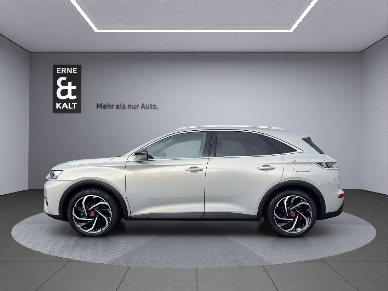 DS AUTOMOBILES 7 Crossback 1.6 E-Tense So Chic 4x4-image-1