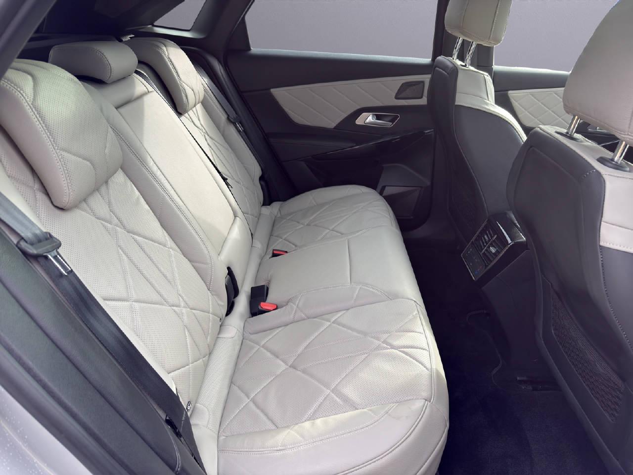 DS AUTOMOBILES 7 Crossback 1.6 E-Tense So Chic 4x4-image-9