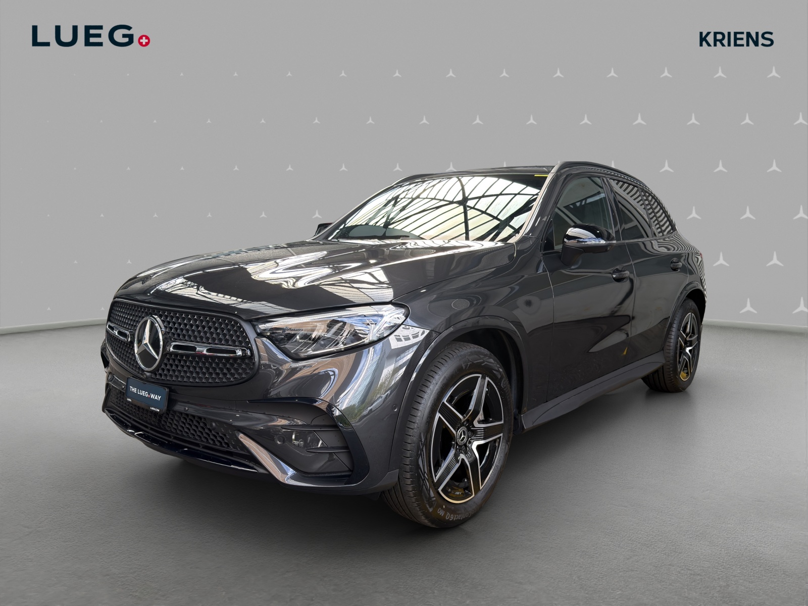 MERCEDES-BENZ GLC 200 4M - AMG / 360 Grad Kamera / Soundsytem / metallic-image-0