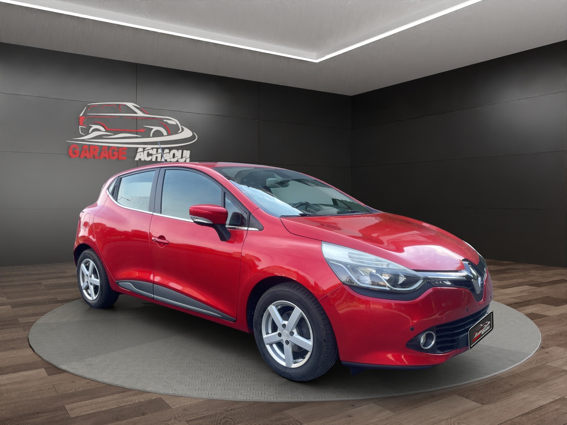 RENAULT Clio 1.2 16V T Swiss Edition EDC-image-6