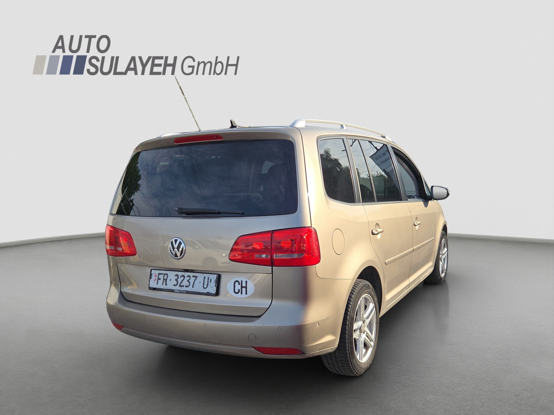 VW Touran 1.4 TSI Design-image-5